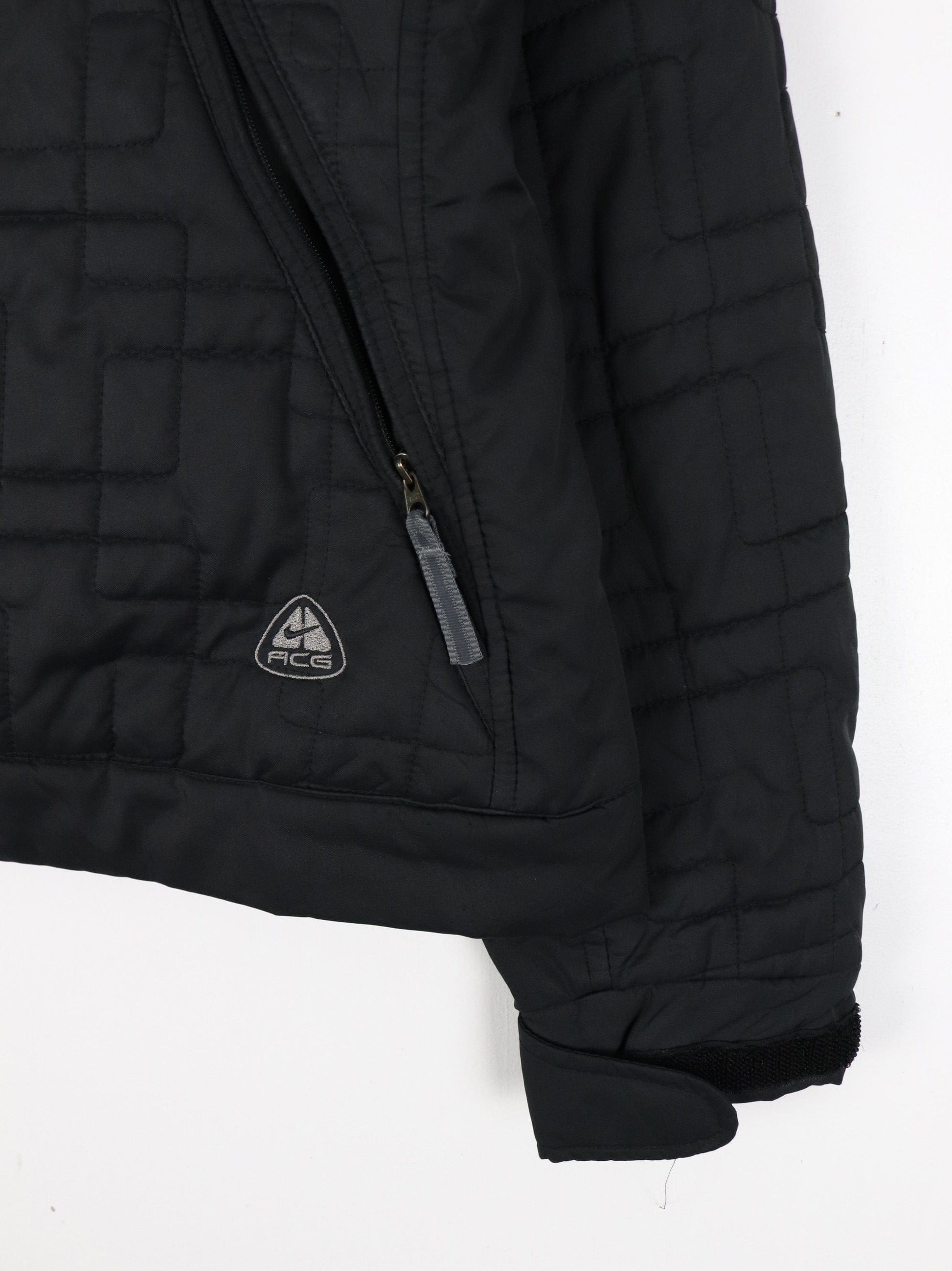 Vintage Nike ACG Jacket Womens Large Black Quilt Coat Outdoors Layer 3 from propervintagecanada