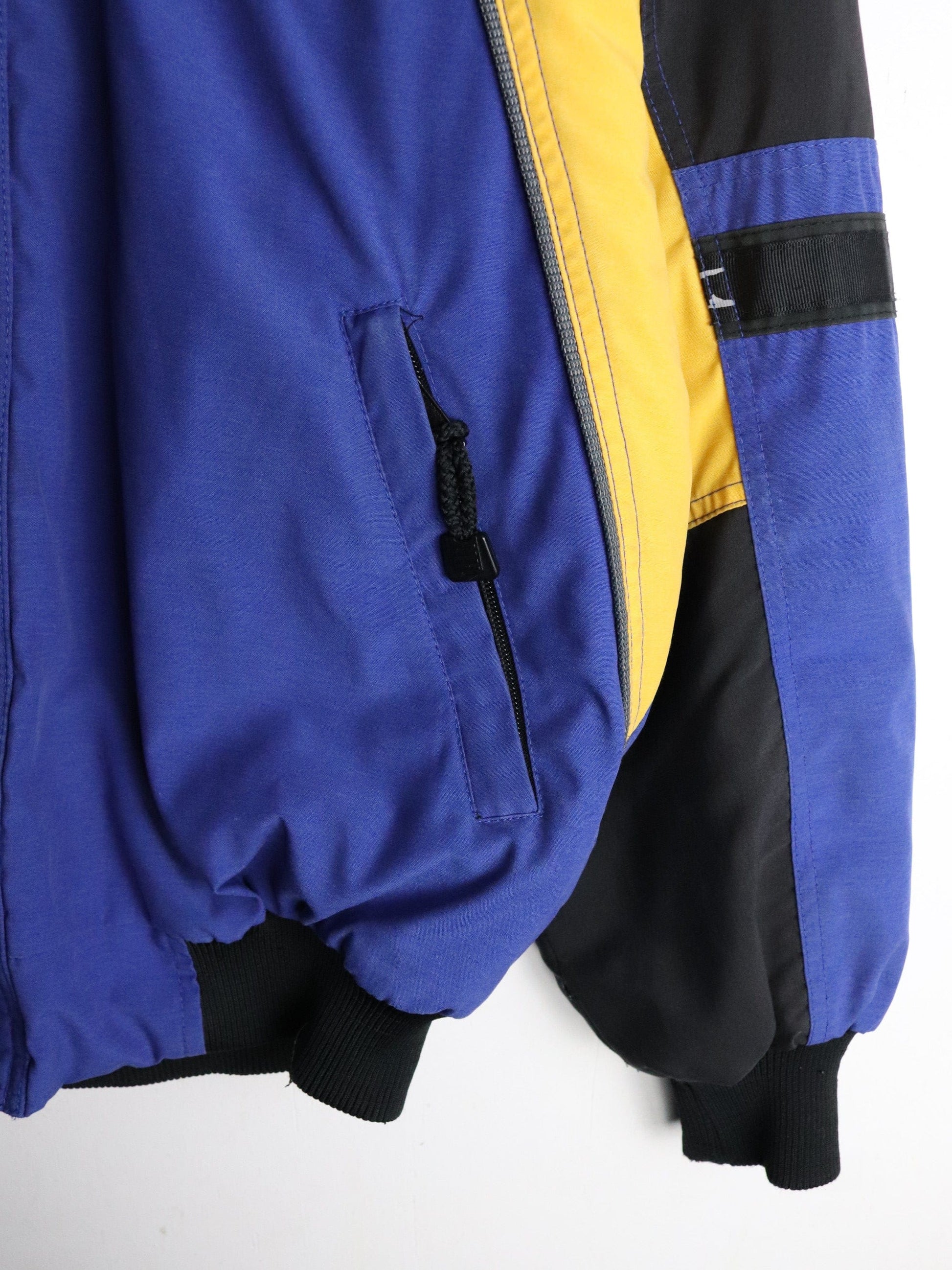 Vintage Peel Mack Jacket Mens Medium Blue from propervintagecanada