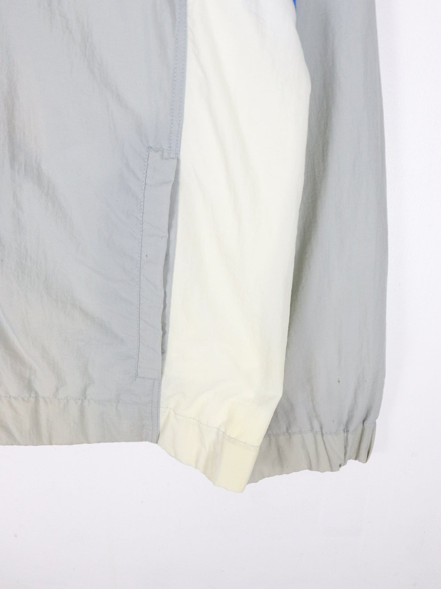 Vintage Puma Windbreaker Mens Large Grey Jacket 90s from propervintagecanada