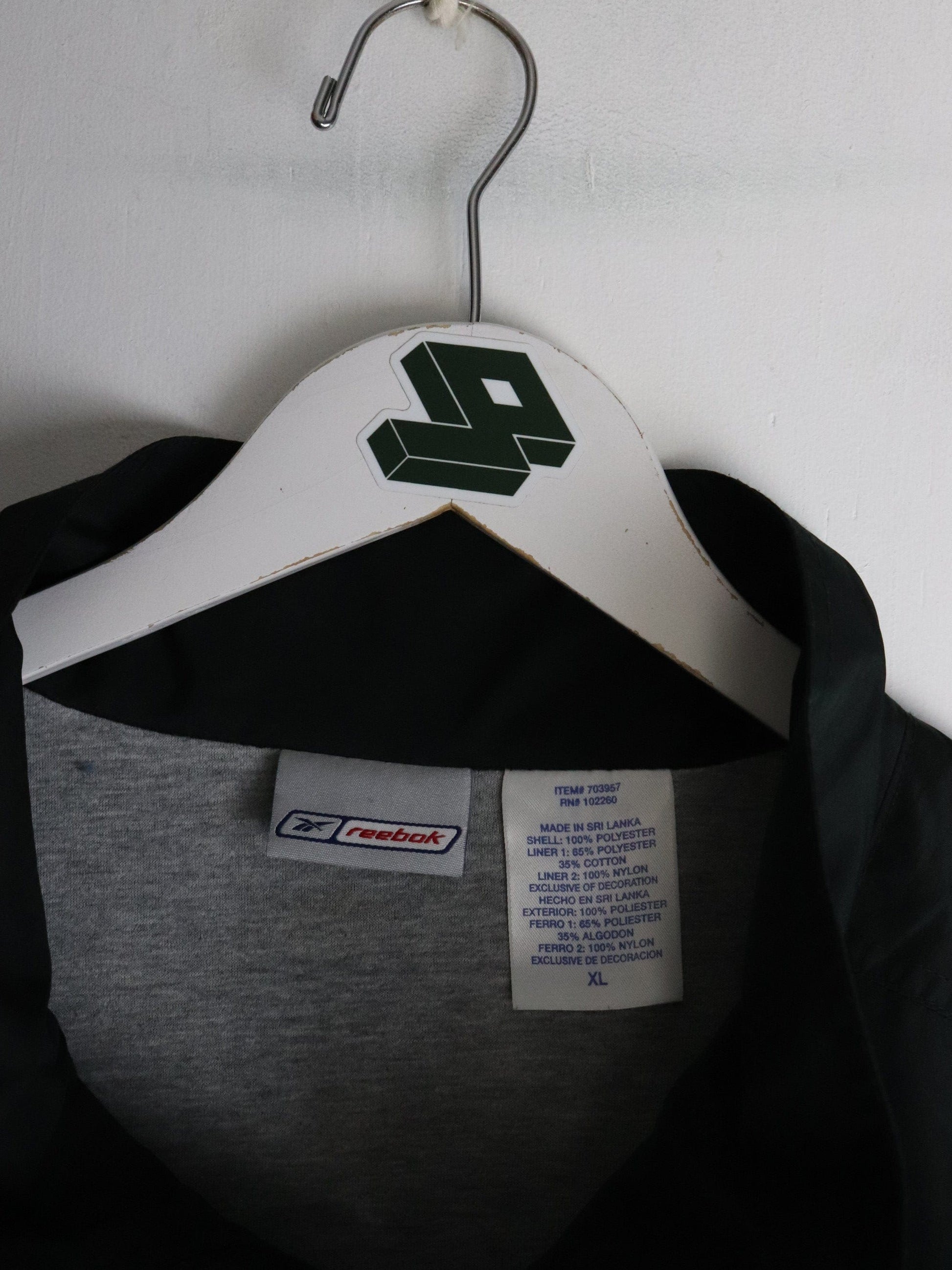 Vintage Reebok Windbreaker Mens XL Black from propervintagecanada