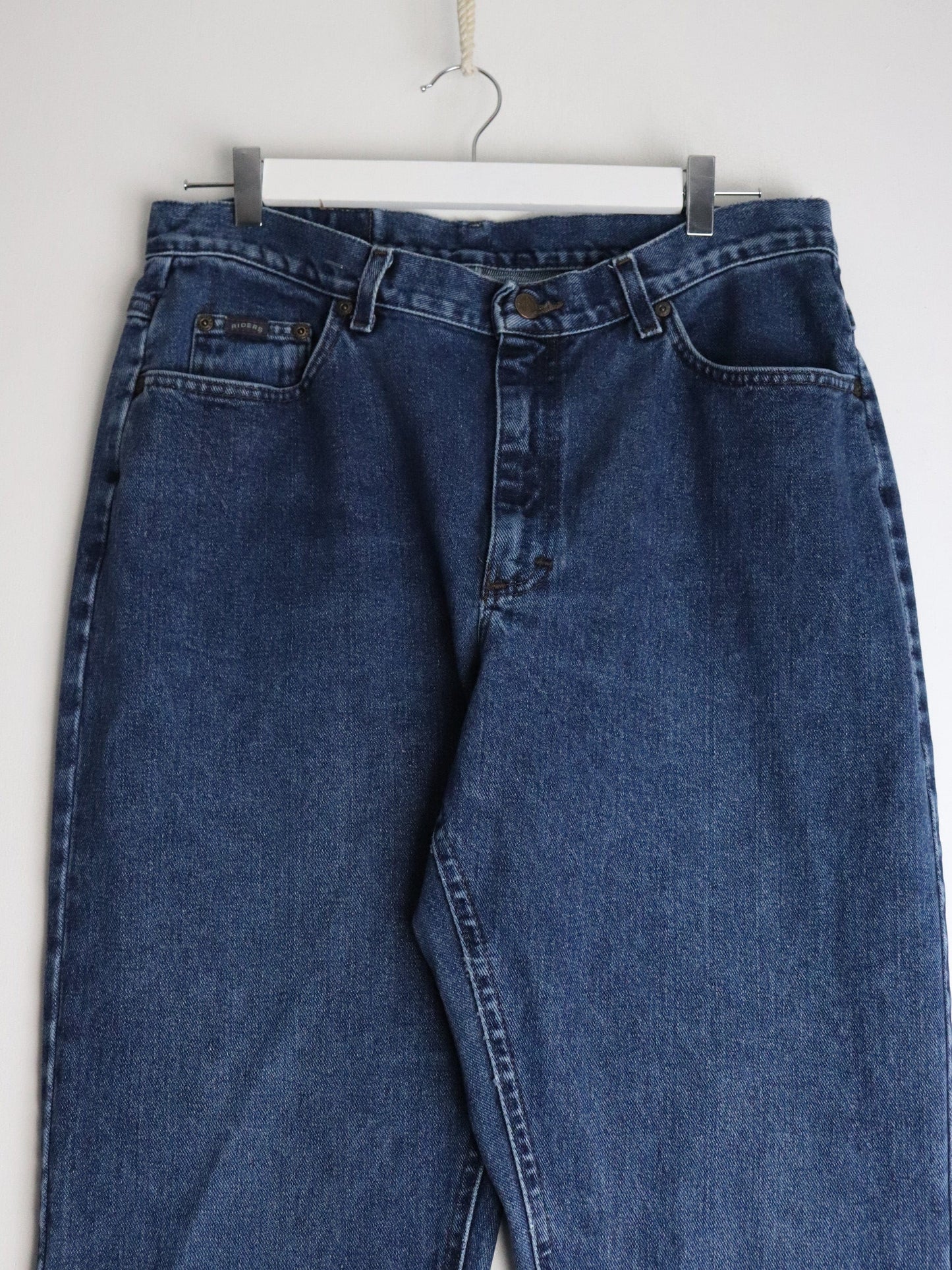 Vintage Riders Pants Womens 16 Blue Denim Jeans 34 x 32 from propervintagecanada