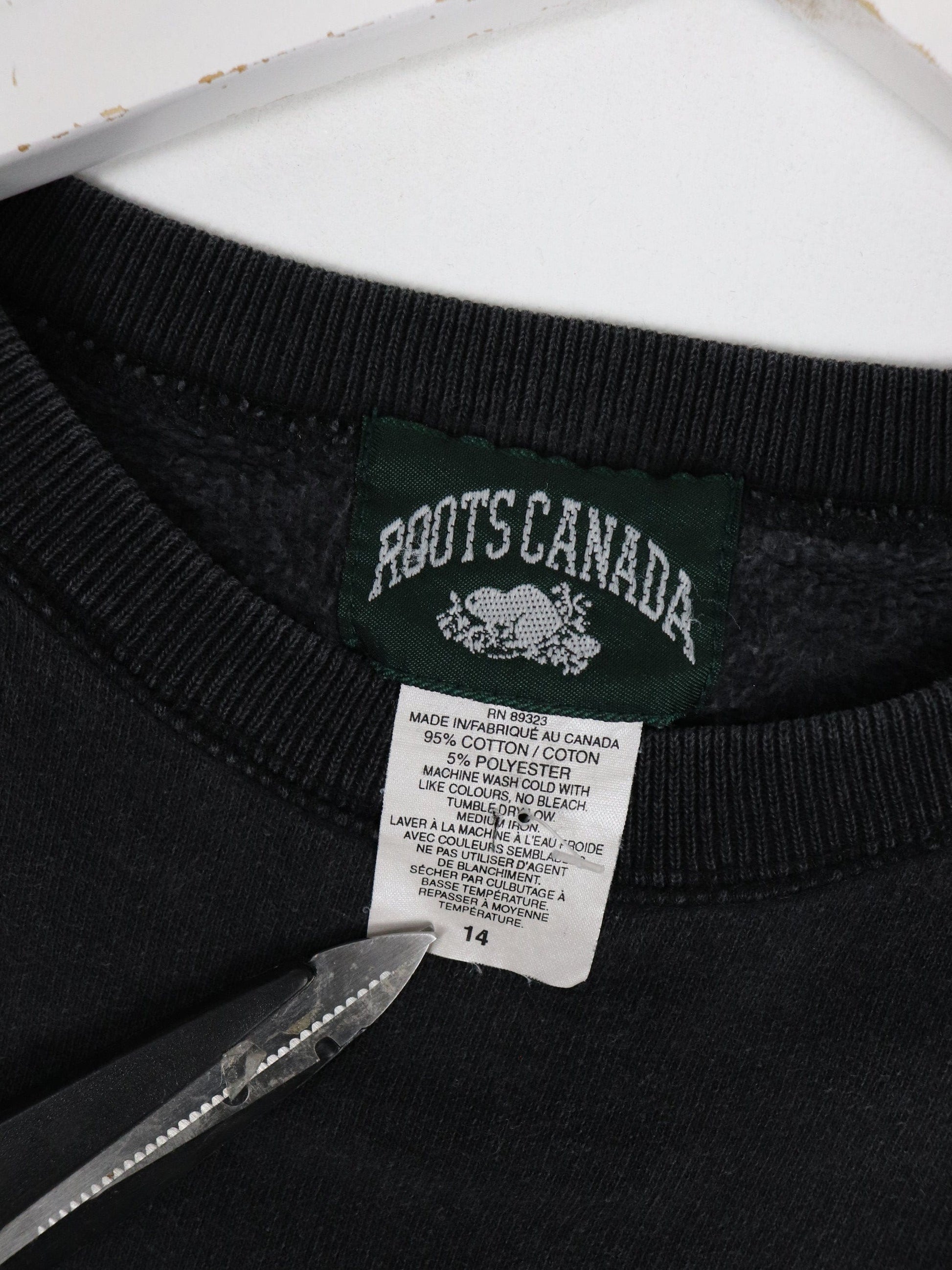 Vintage Roots Sweatshirt Fits Youth Large Black from propervintagecanada