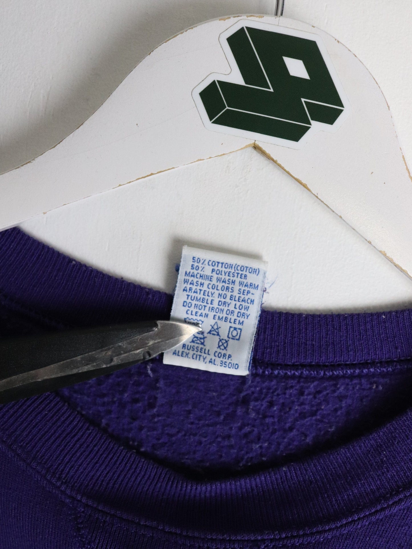 Vintage Russell Athletic Sweatshirt Mens XL Purple from propervintagecanada