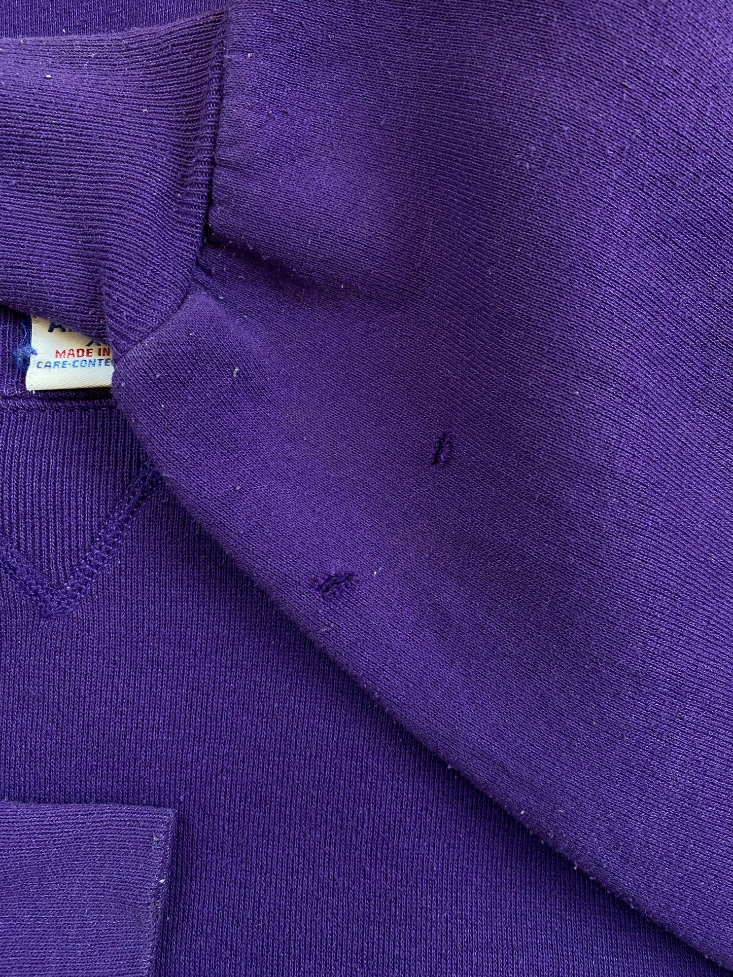 Vintage Russell Athletic Sweatshirt Mens XL Purple from propervintagecanada