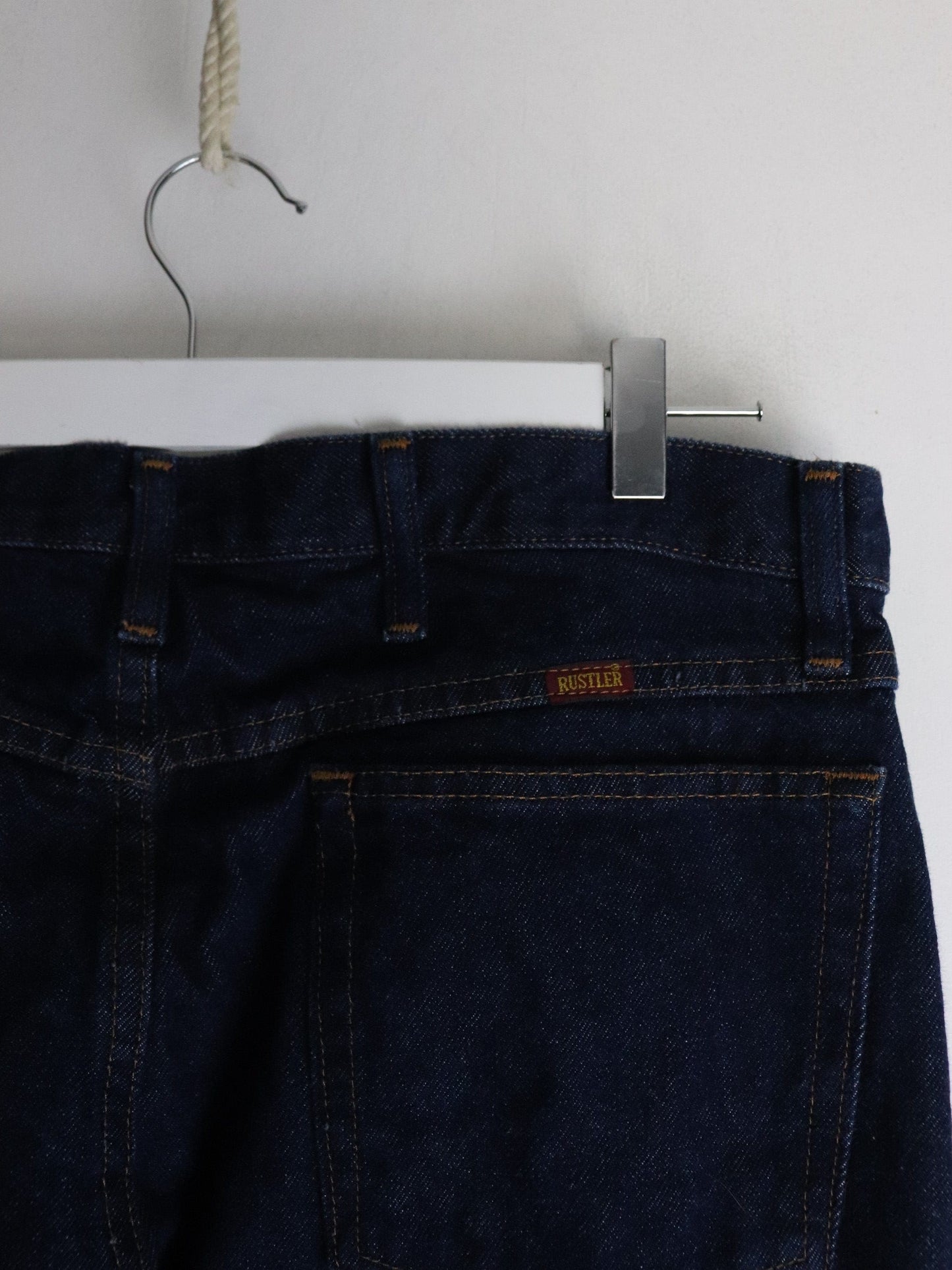 Vintage Rustler Denim Jeans Mens 36 x 30 Blue from propervintagecanada