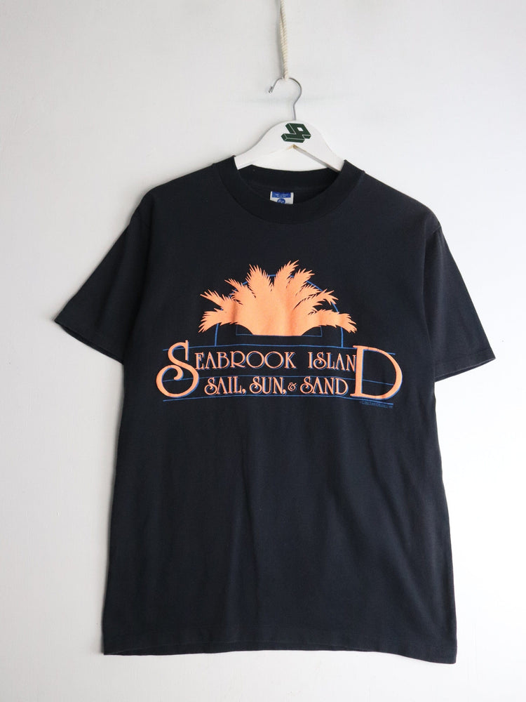 Vintage Seabrook Island T Shirt Mens Medium Black from propervintagecanada