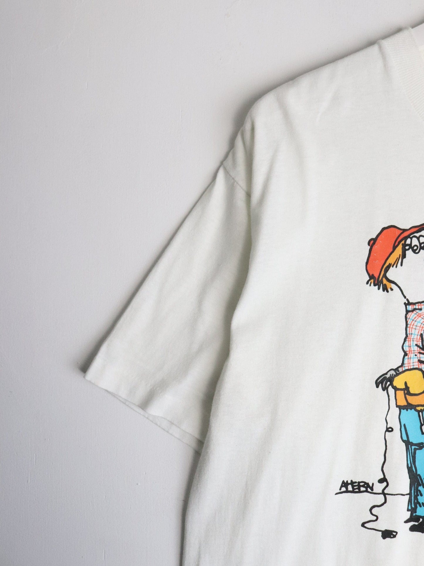 Vintage Shoebox Greetings T Shirt Mens XL White from propervintagecanada