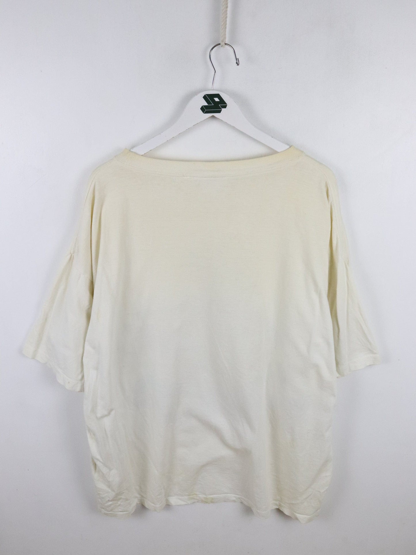 Vintage Snow White Christmas T Shirt Mens XL White Disney from propervintagecanada