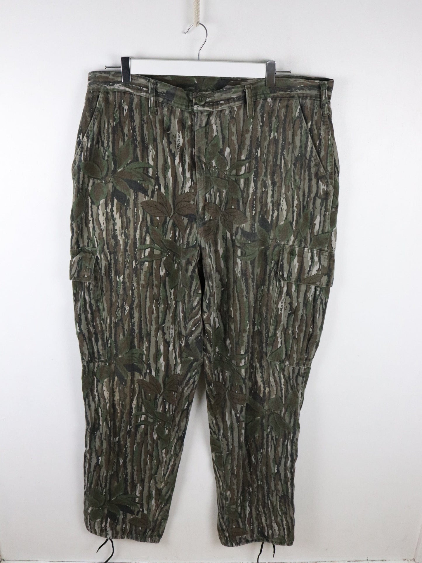 Vintage Spartan Pants Mens 38 x 34 Brown Tree Camo Cargo from propervintagecanada