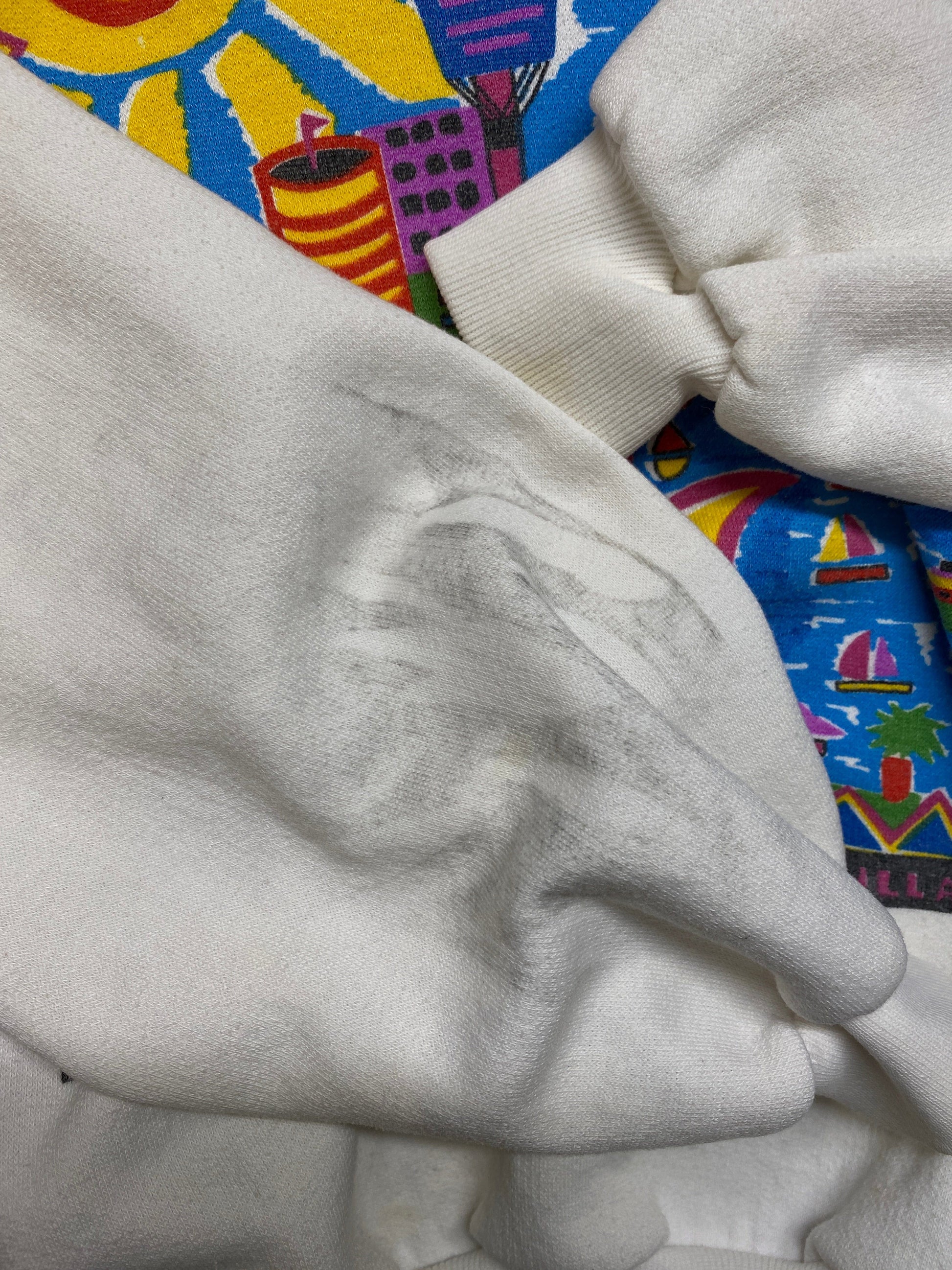 Vintage Sydney Australia Sweatshirt Fits Mens Medium White from propervintagecanada