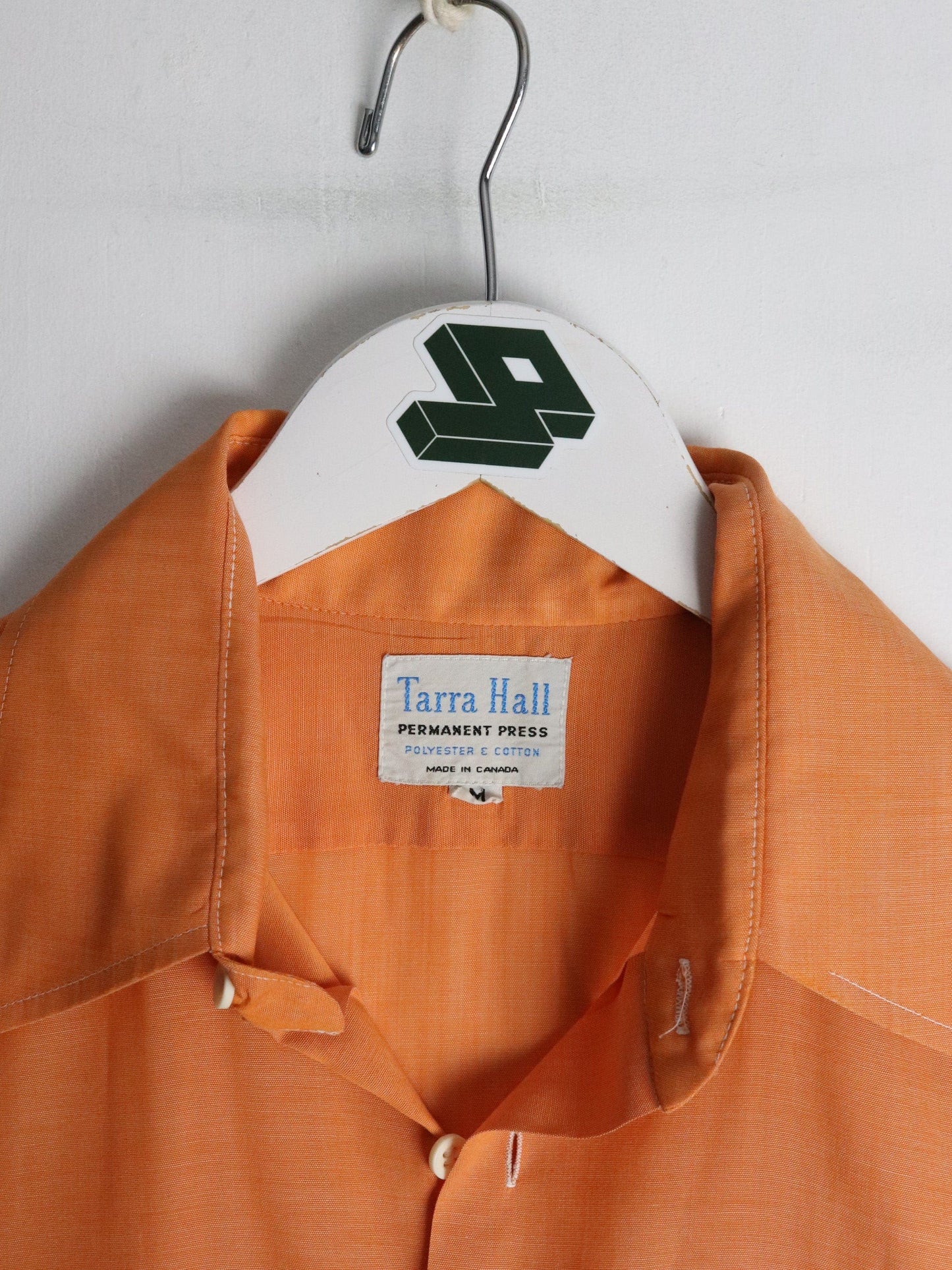 Vintage Tarra Hall Shirt Mens Medium Orange Button Up from propervintagecanada