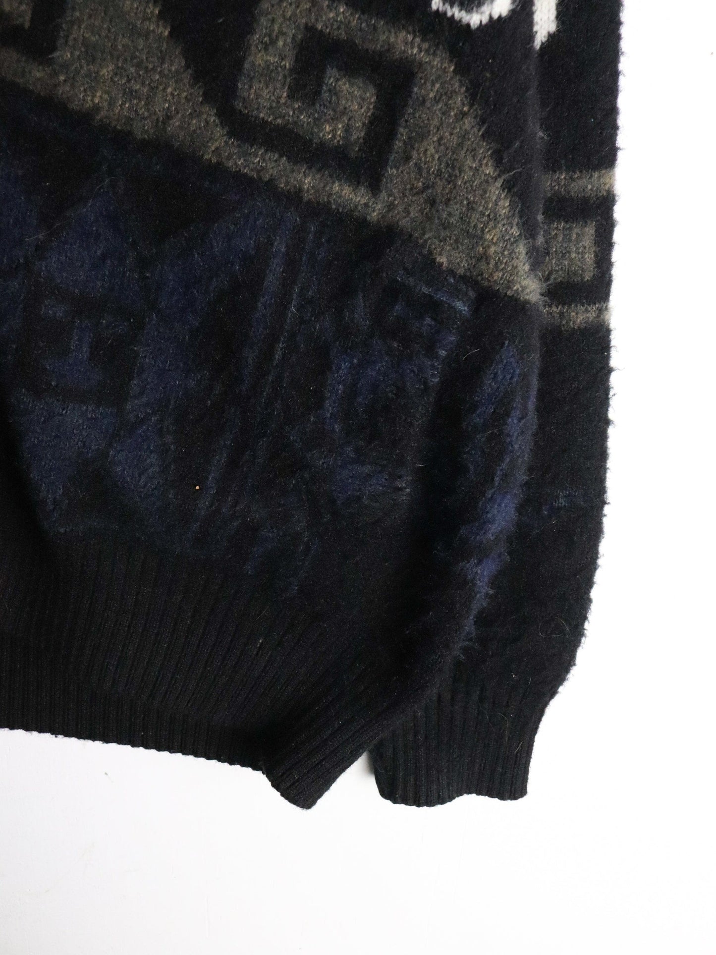 Vintage Tejidos Ruminahui Sweater Mens XL Blak Wool Cardigan from propervintagecanada