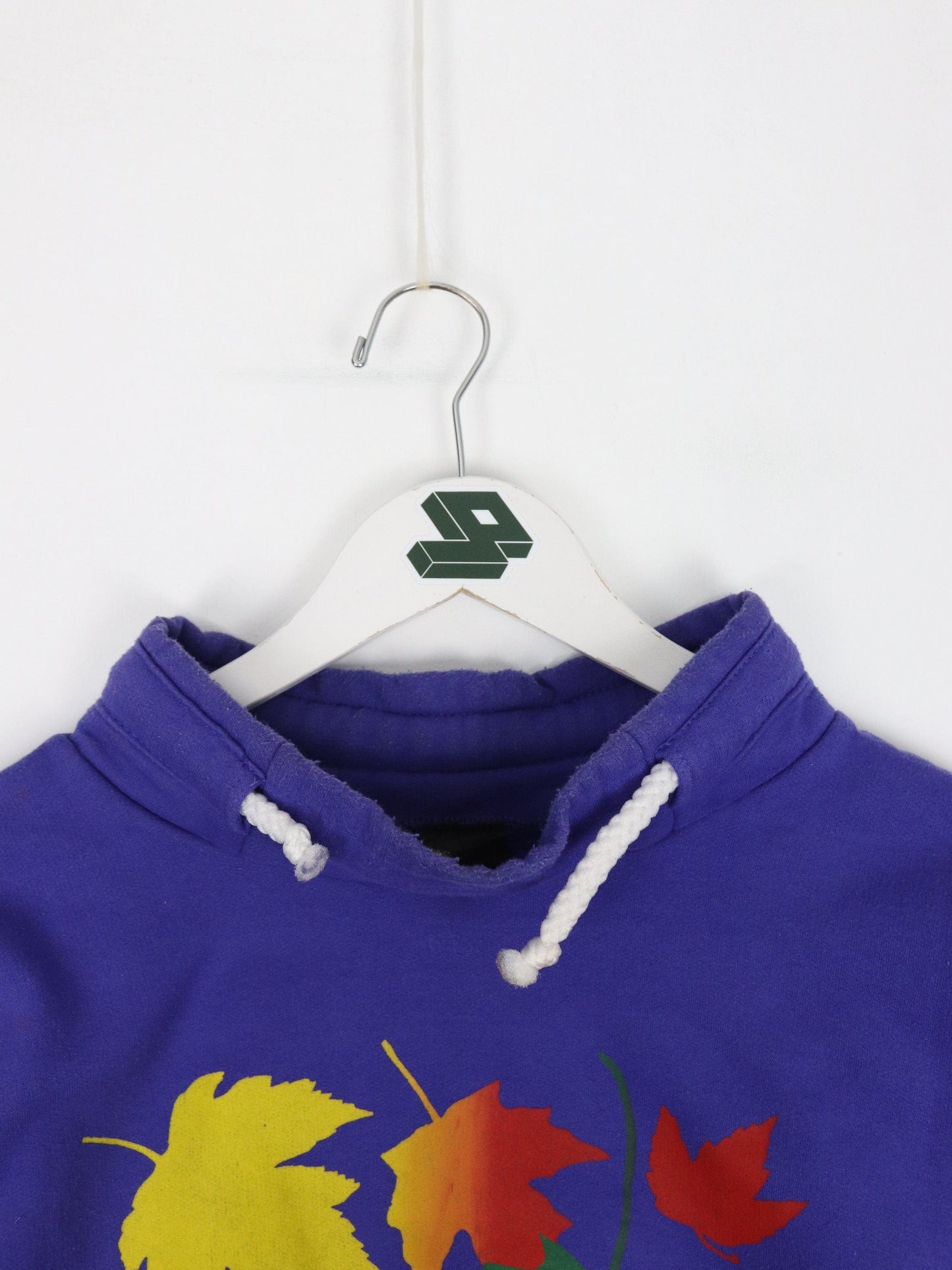 Vintage Unique Sweatshirt Womens XL Purple Canada Leaves Mock Neck from propervintagecanada