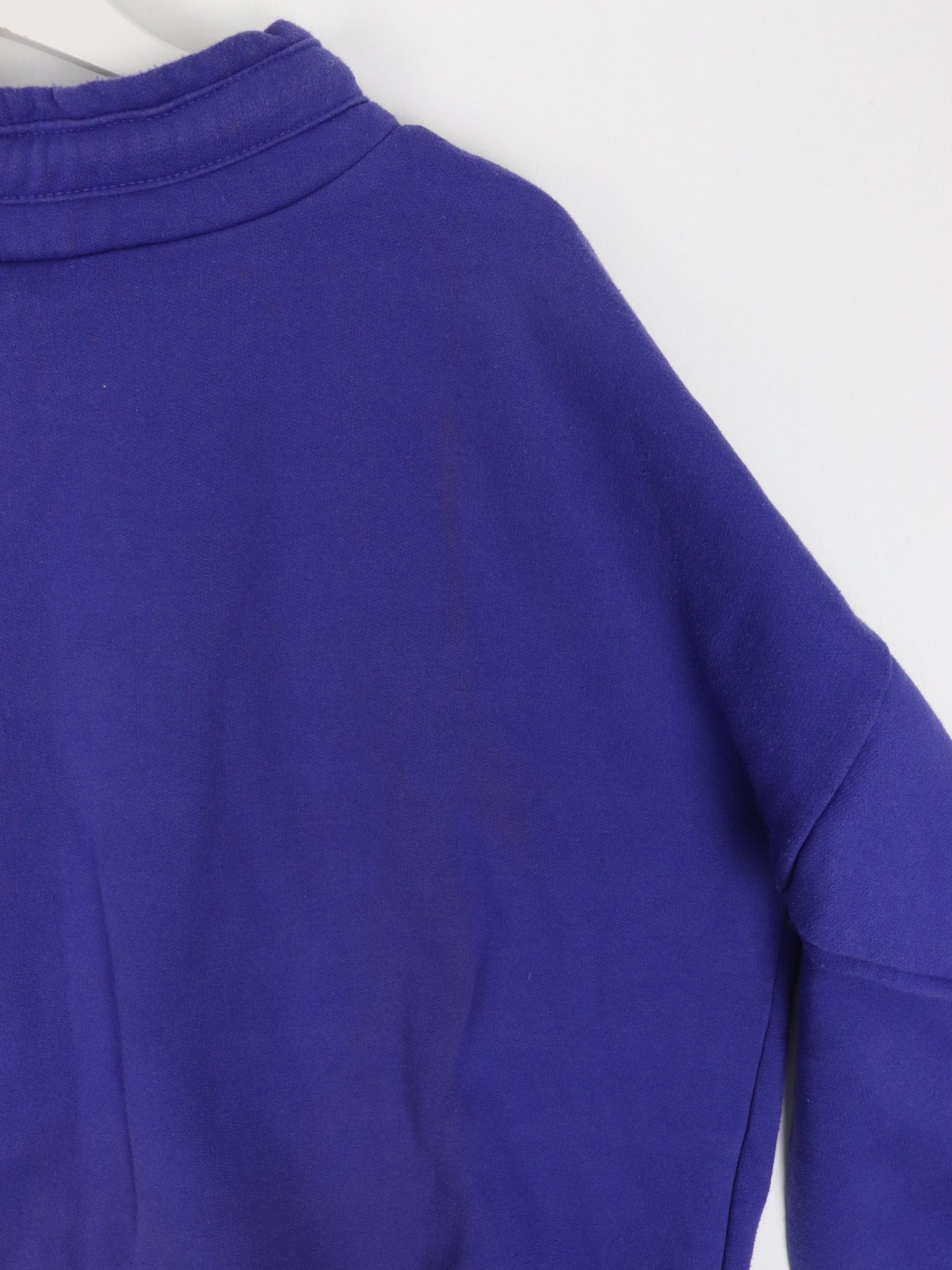 Vintage Unique Sweatshirt Womens XL Purple Canada Leaves Mock Neck from propervintagecanada