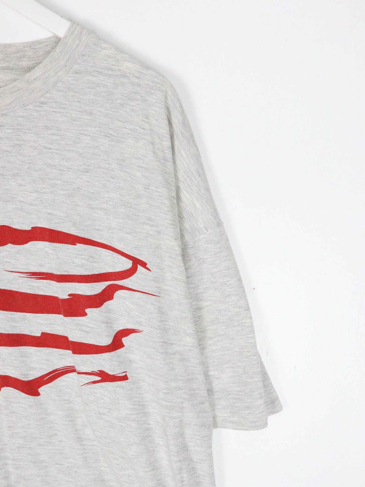 Vintage United Colors of Benetton T Shirt Mens XL Grey USA Flag from propervintagecanada