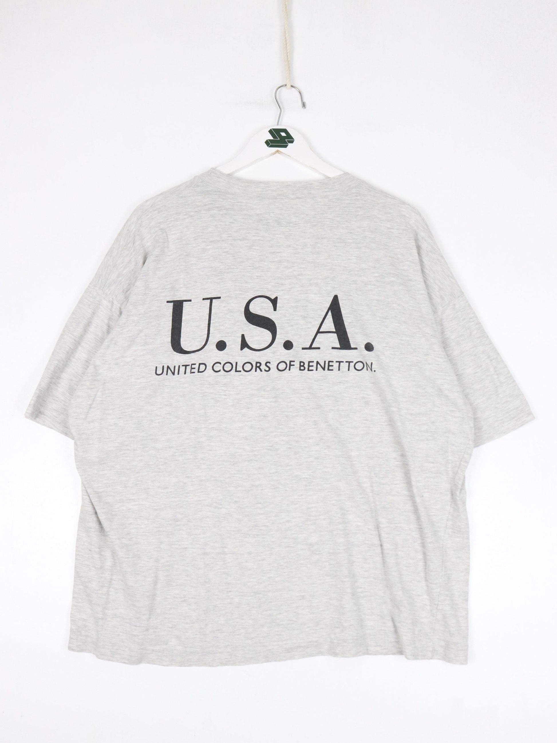 Vintage United Colors of Benetton T Shirt Mens XL Grey USA Flag from propervintagecanada
