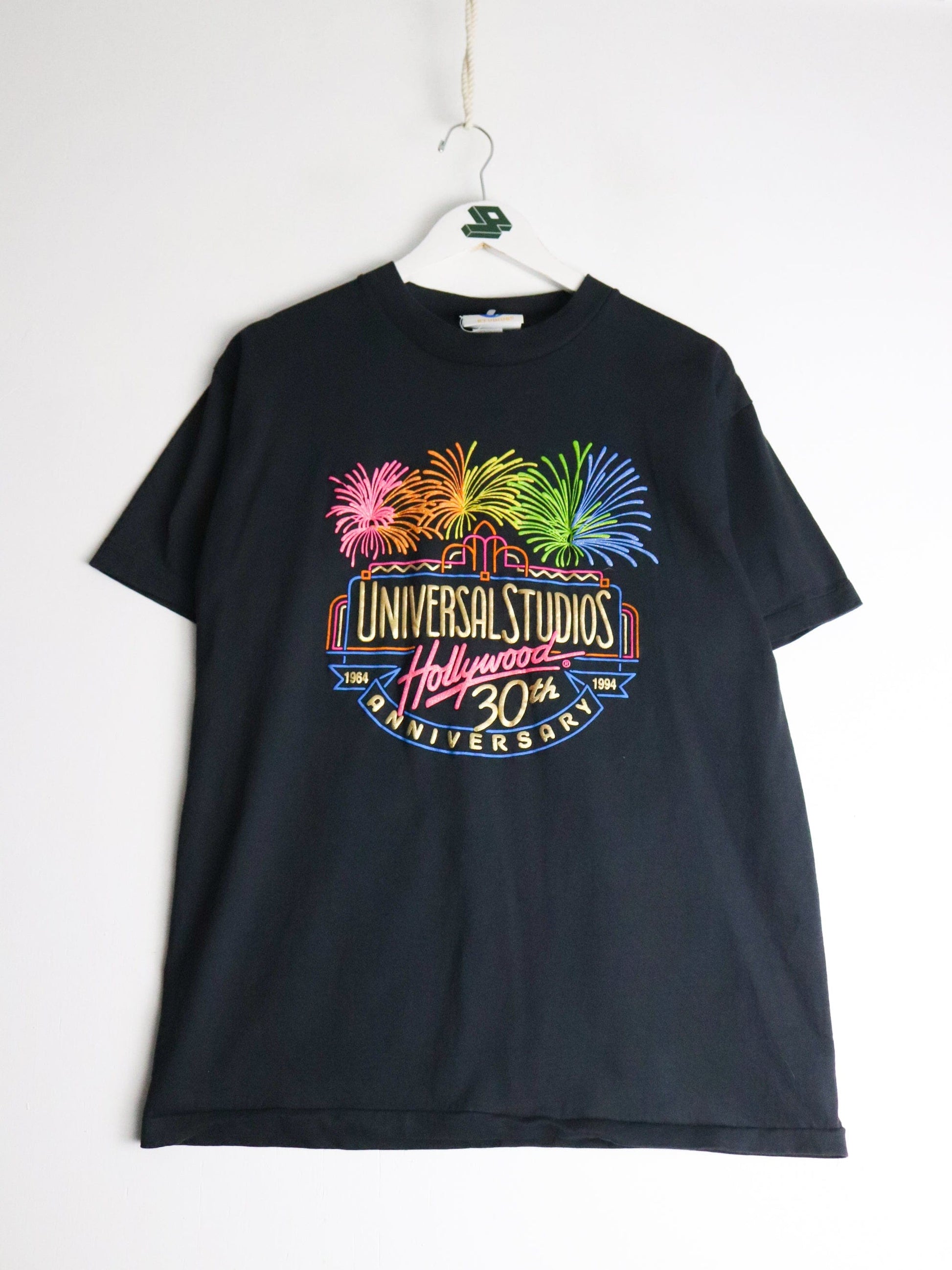 Vintage Universal Studios T Shirt Mens Large Black from propervintagecanada