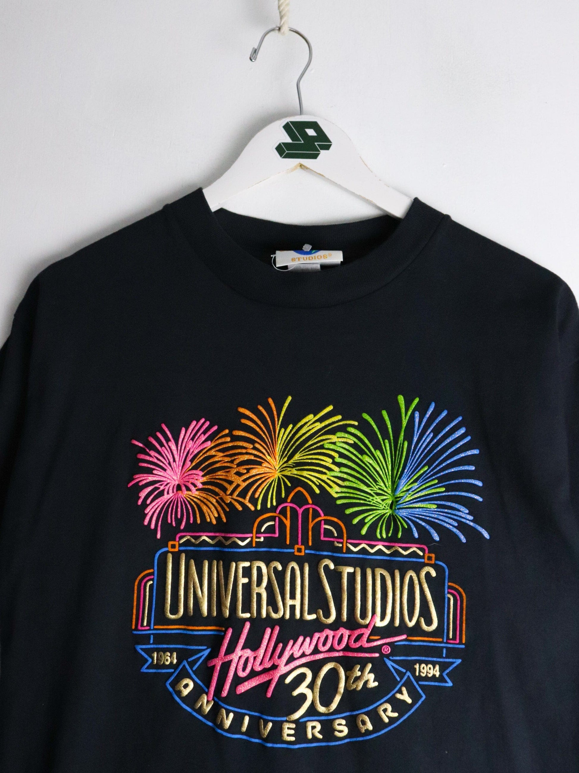 Vintage Universal Studios T Shirt Mens Large Black from propervintagecanada