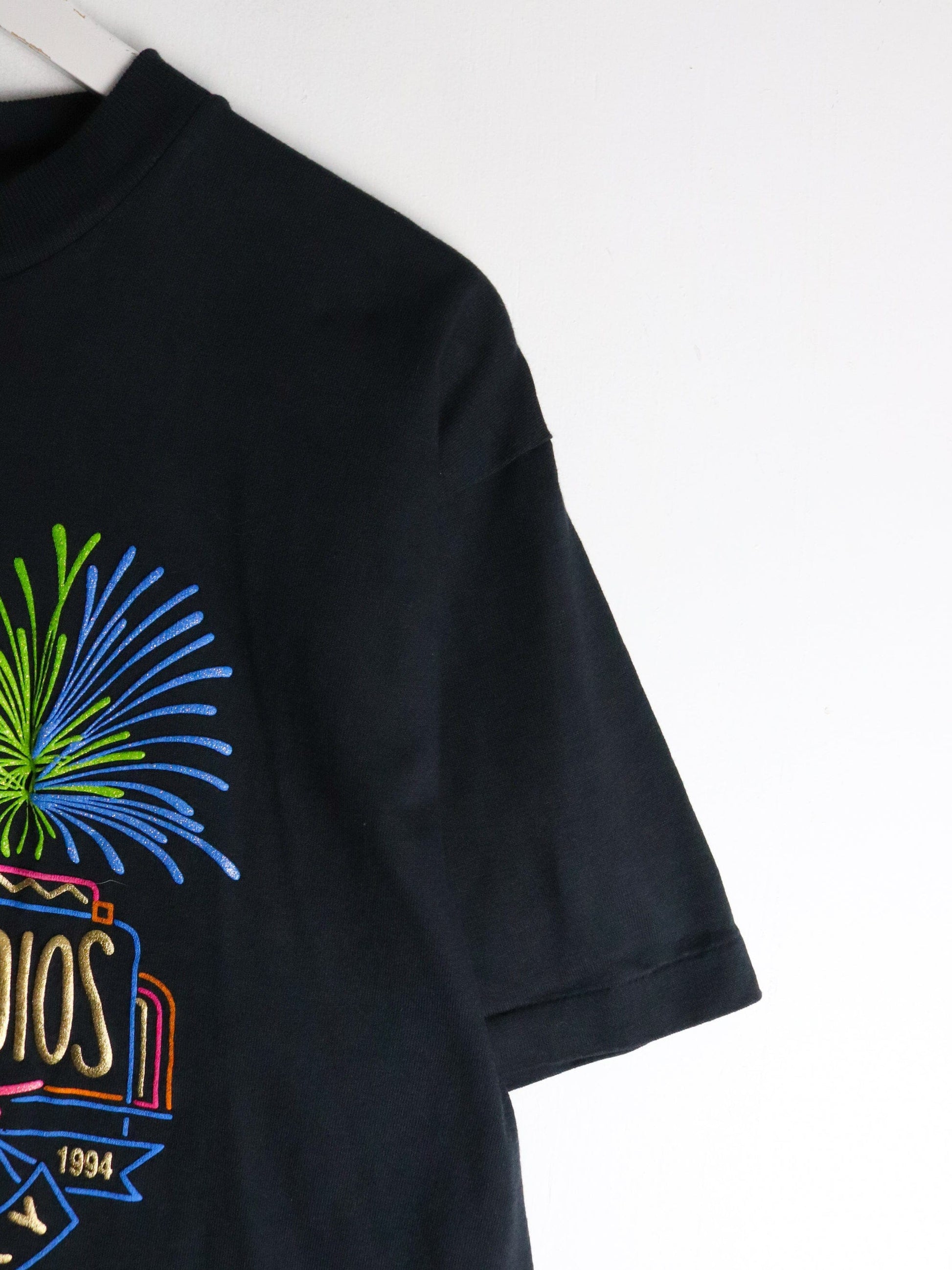 Vintage Universal Studios T Shirt Mens Large Black from propervintagecanada