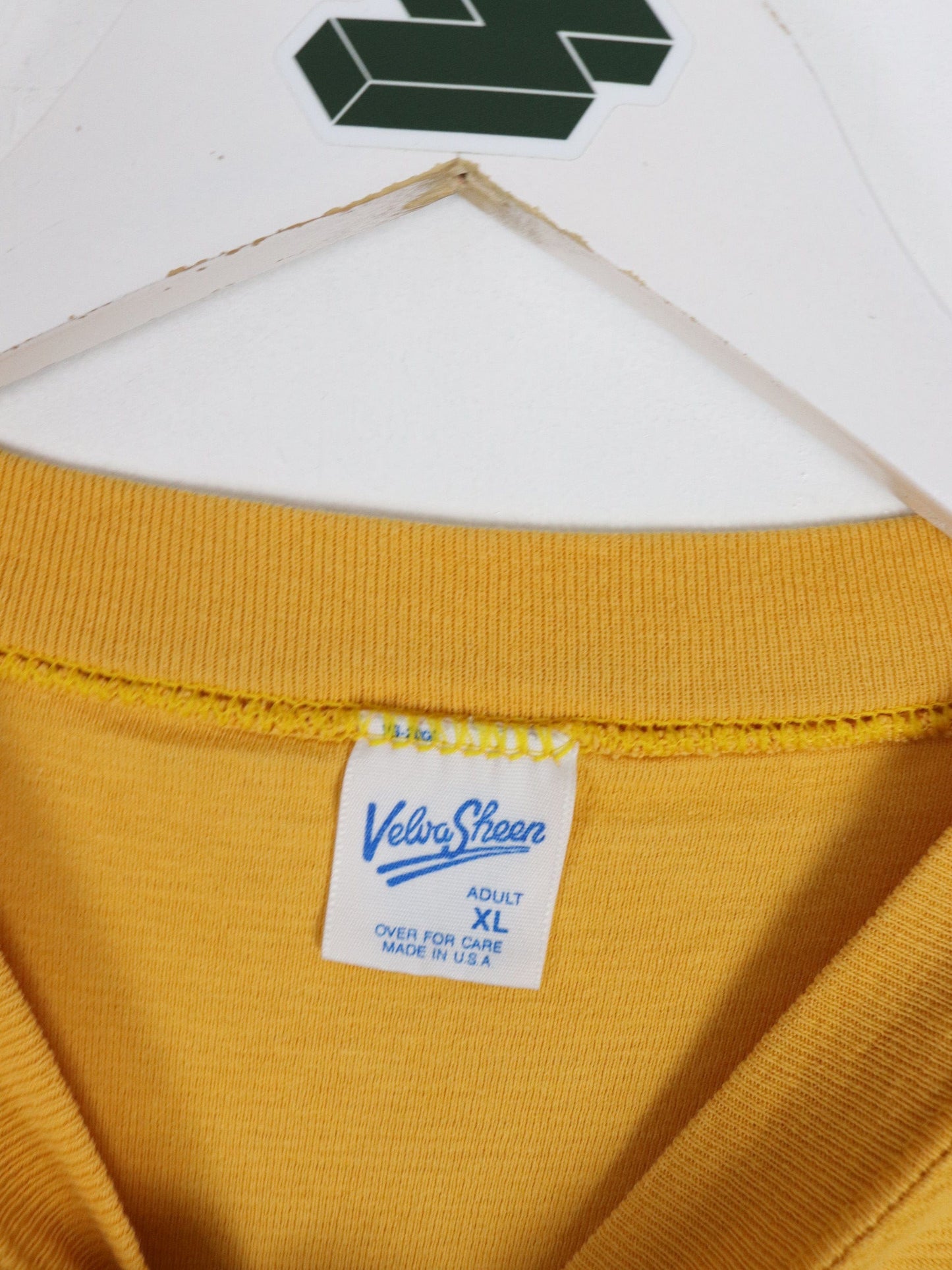 Vintage University of Wisconsin T Shirt Mens XL Yellow 90s College