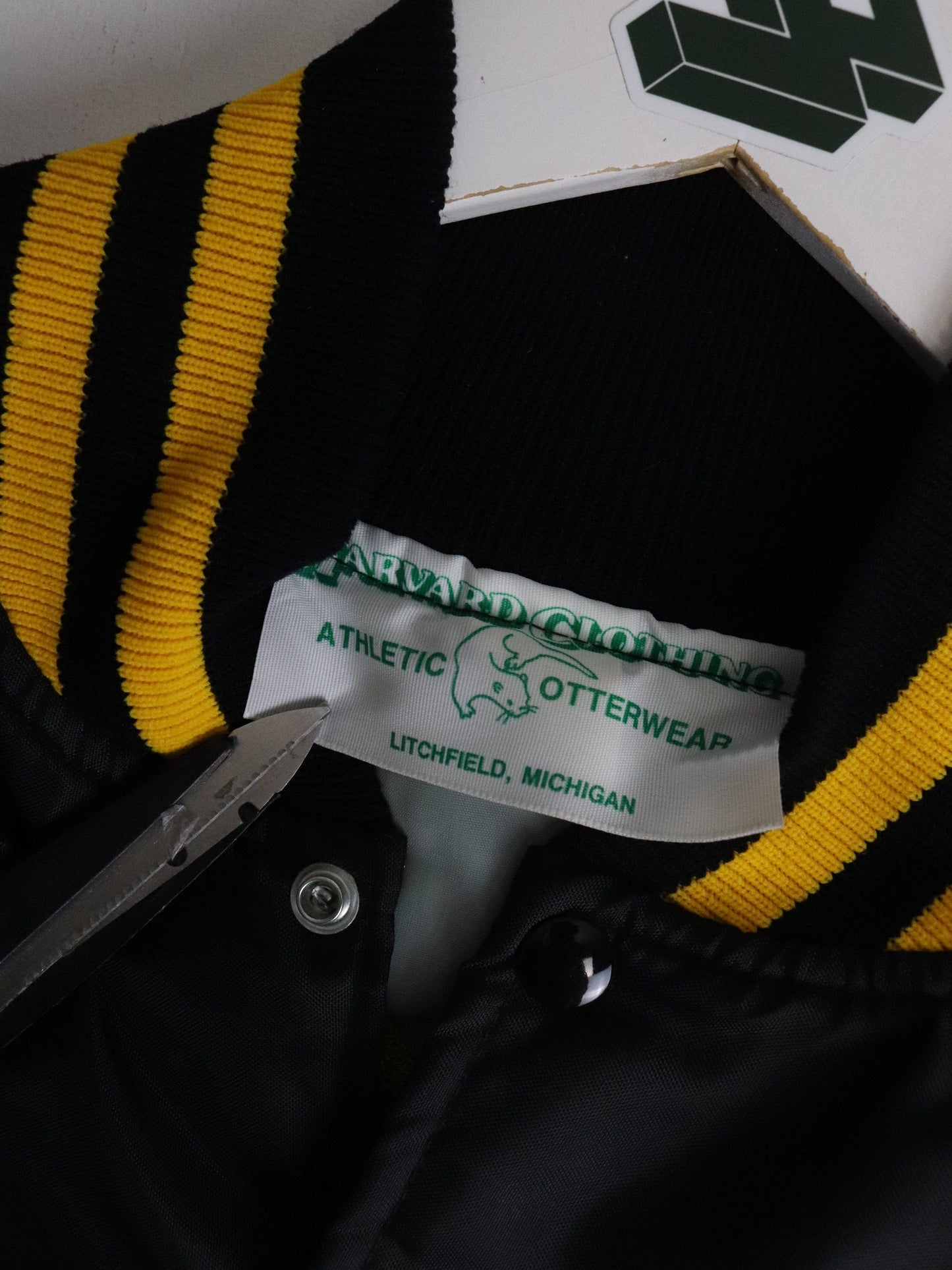 Vintage US Veterans American Legion Jacket Mens XL Black from propervintagecanada
