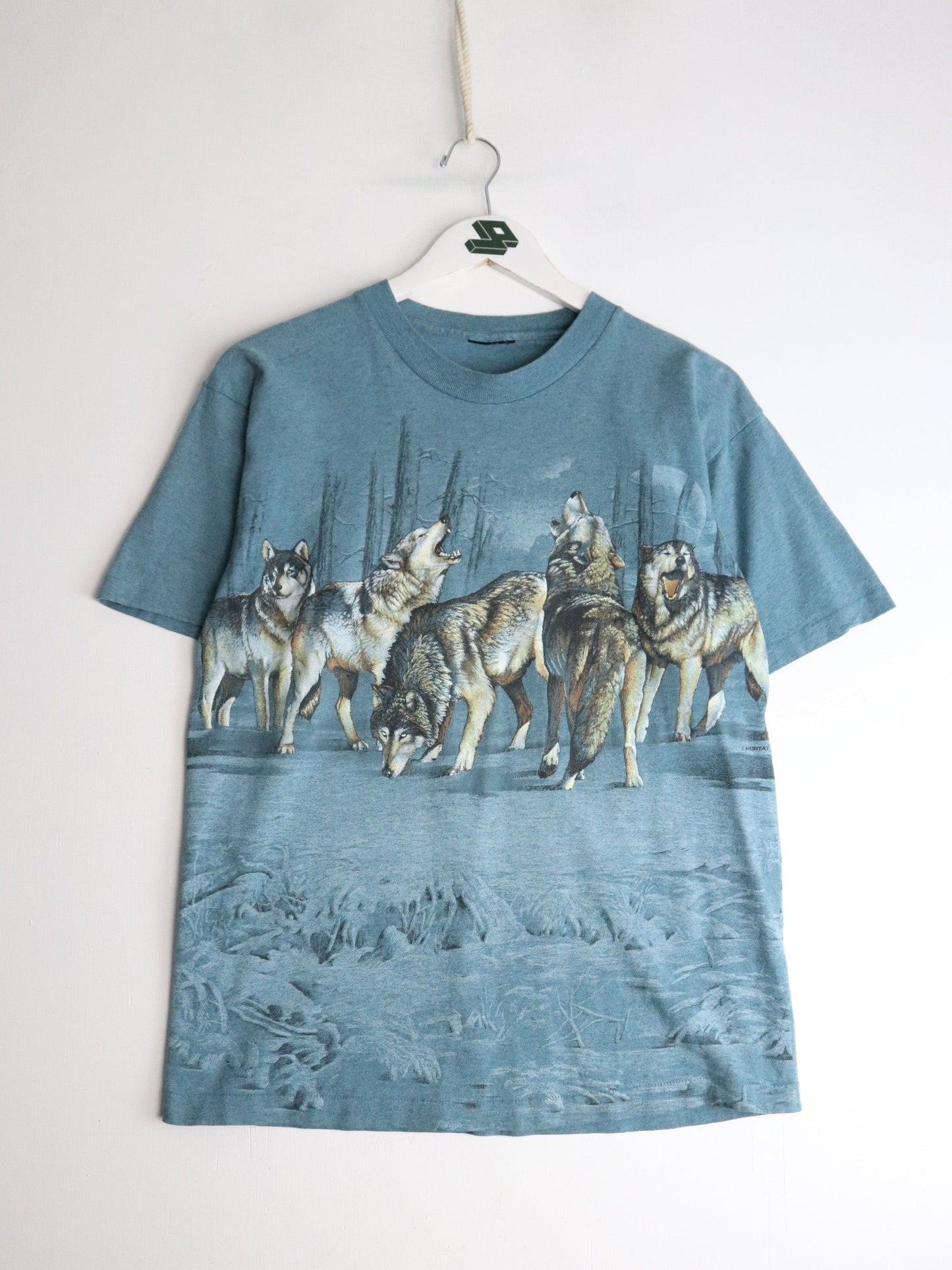 Vintage Wolf T Shirt Mens Small Blue from propervintagecanada