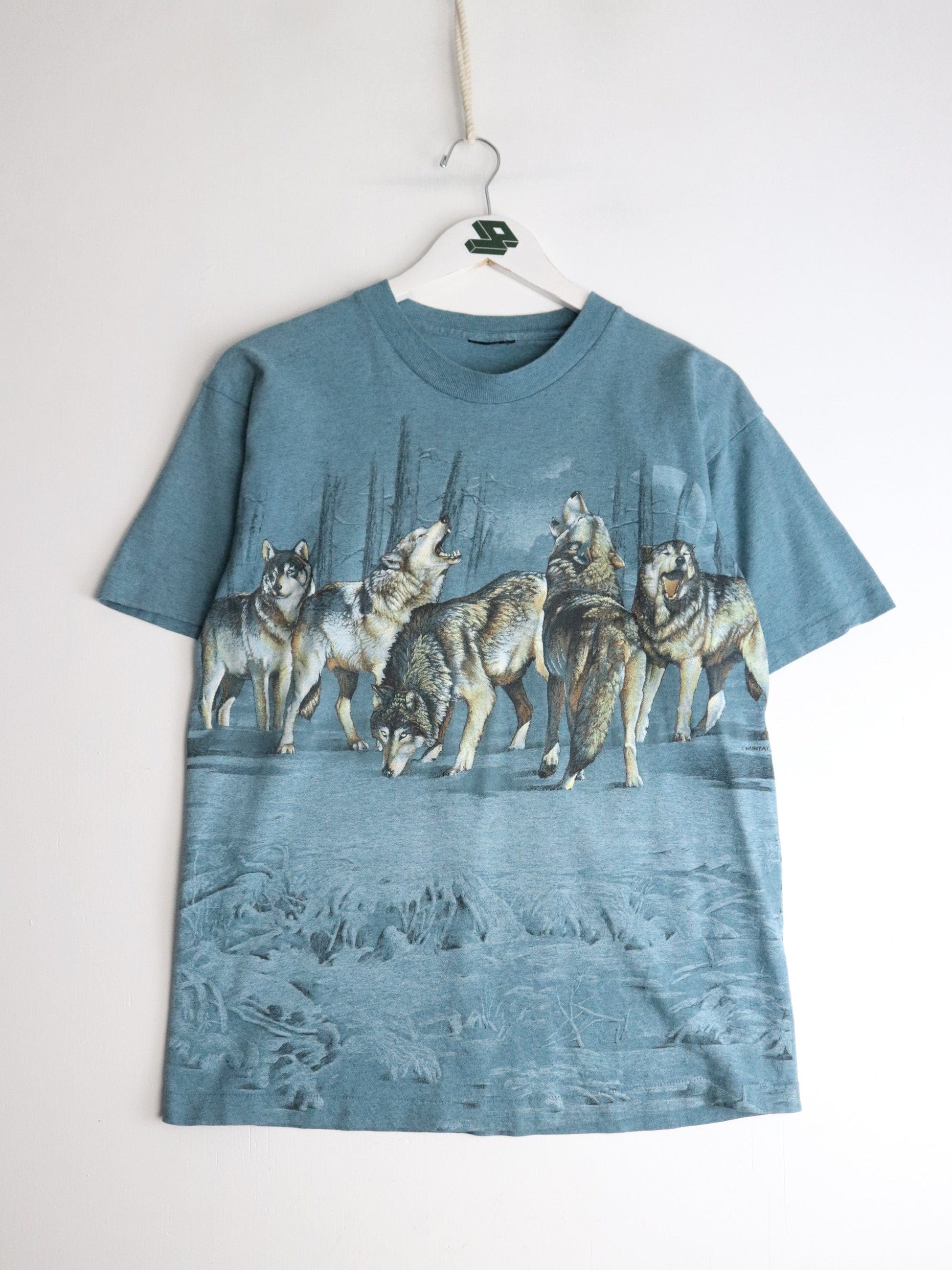 Vintage Wolf T Shirt Mens Small Blue from propervintagecanada