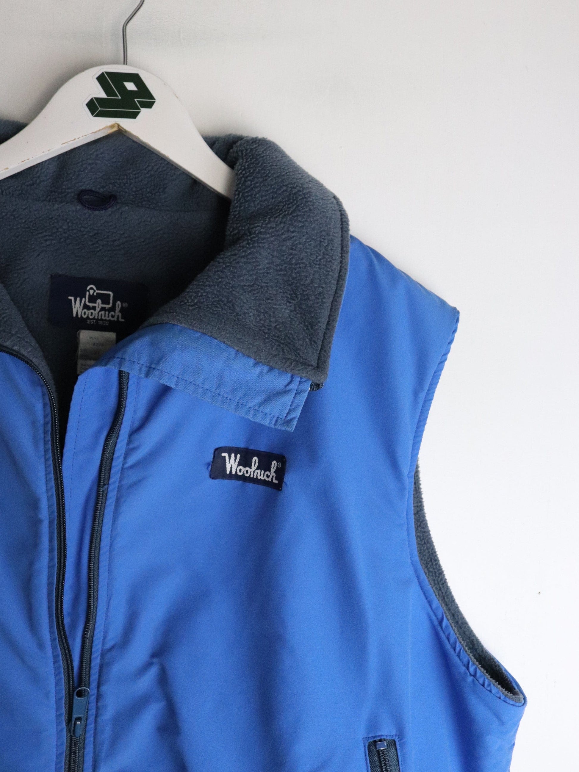Vintage Woolrich Jacket Mens XL Blue Vest from propervintagecanada
