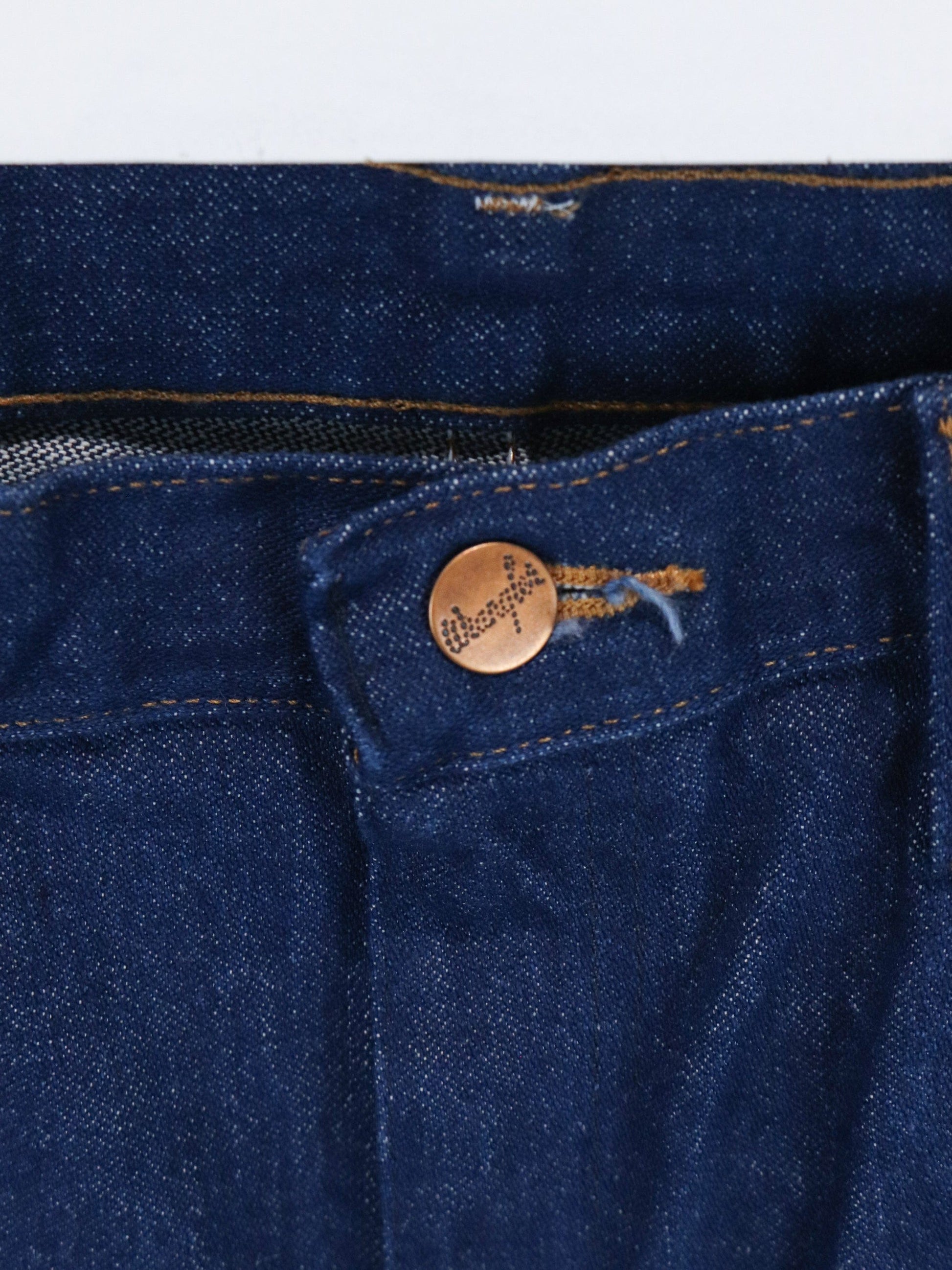 Vintage Wrangler Denim Jeans Mens 32 x 33 Blue from propervintagecanada