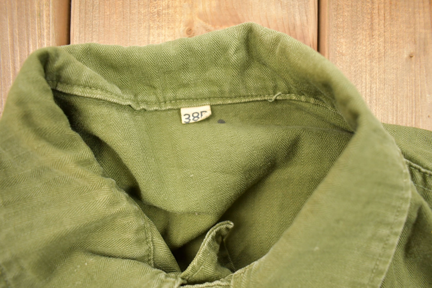 Vintage WW2 1940s Herringbone Military Jacket Army Men's Medium from propervintagecanada