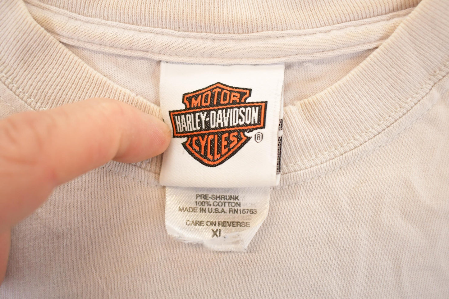 Vintage Y2K Alaska Harley Davidson Motorcycles Biker T-Shirt Men's L from propervintagecanada