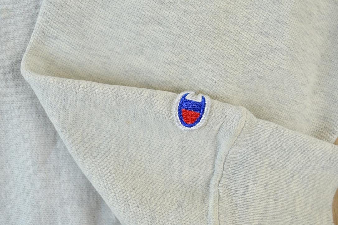 Vintage Y2K Army Champion Reverse Weave Hoodie Sweatshirt Men's Large from propervintagecanada