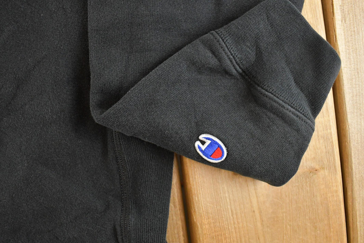 Vintage Y2K Champion Reverse Weave Crewneck Sweatshirt Men's M from propervintagecanada