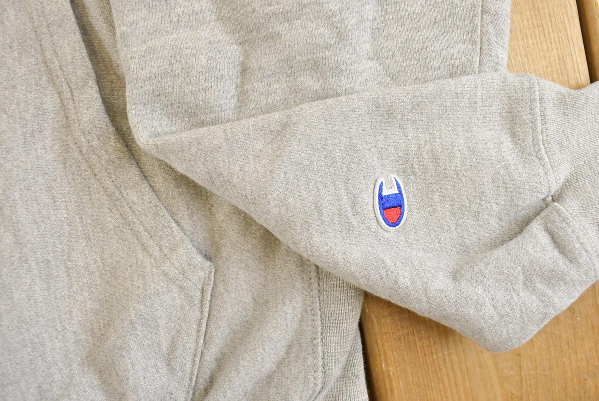 Vintage Y2K Champion Reverse Weave Hoodie Sweatshirt Men's M from propervintagecanada