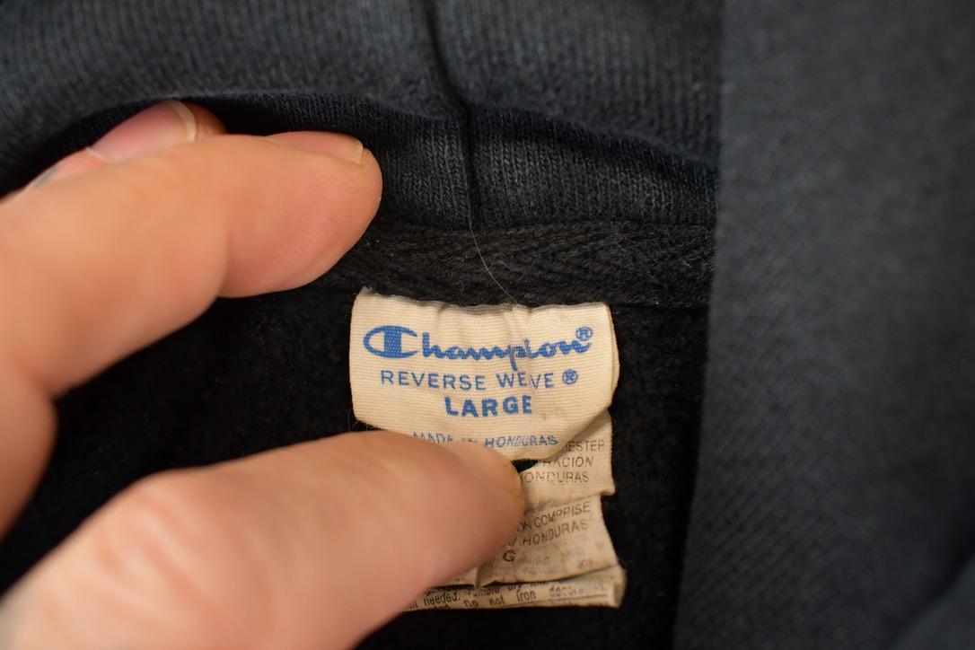 Vintage Y2K Champion Reverse Weave Hoodie Sweatshirt Mens L from propervintagecanada
