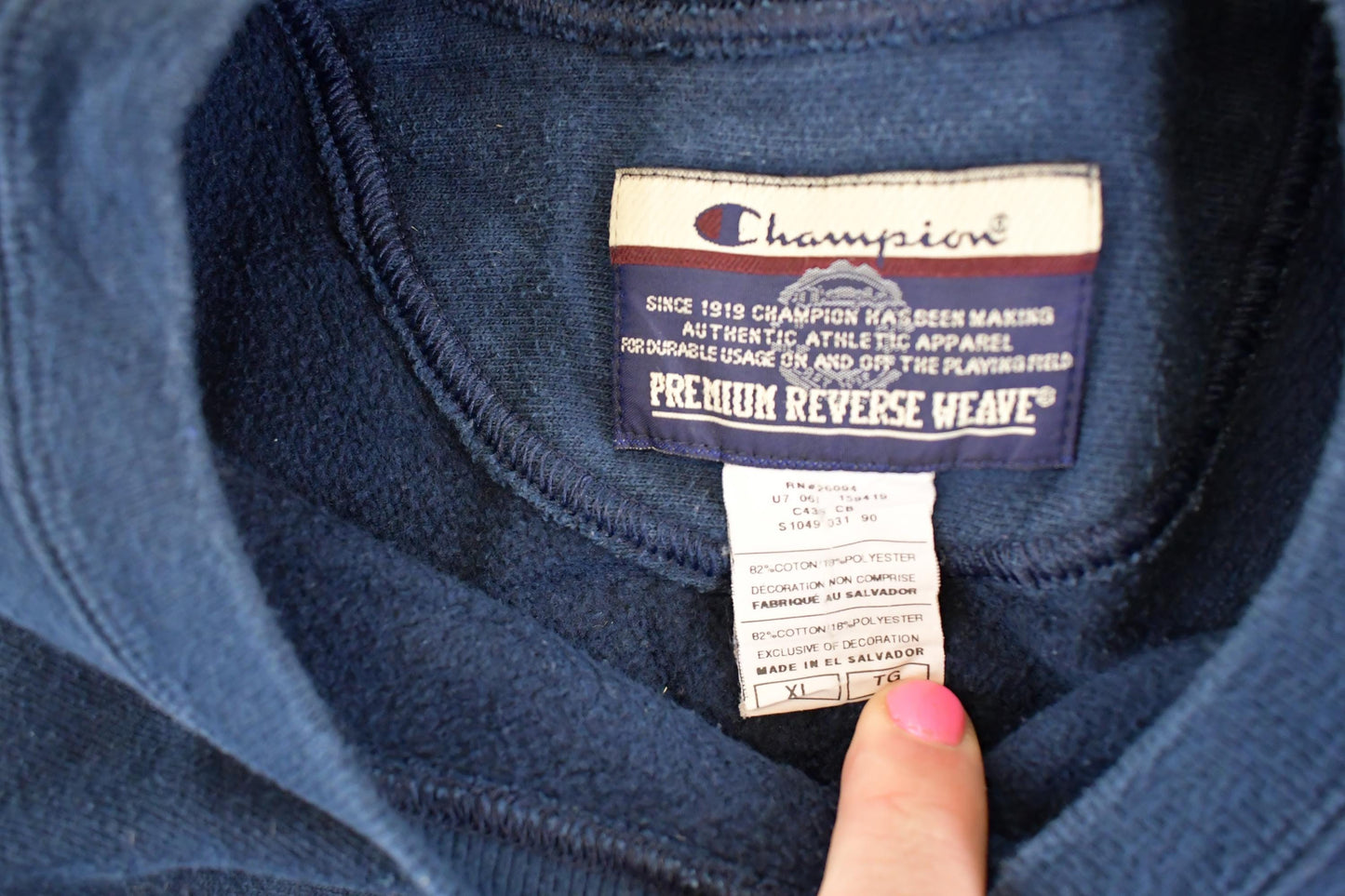 Vintage Y2K Champion Reverse Weave Sweatshirt, Mens XL from propervintagecanada