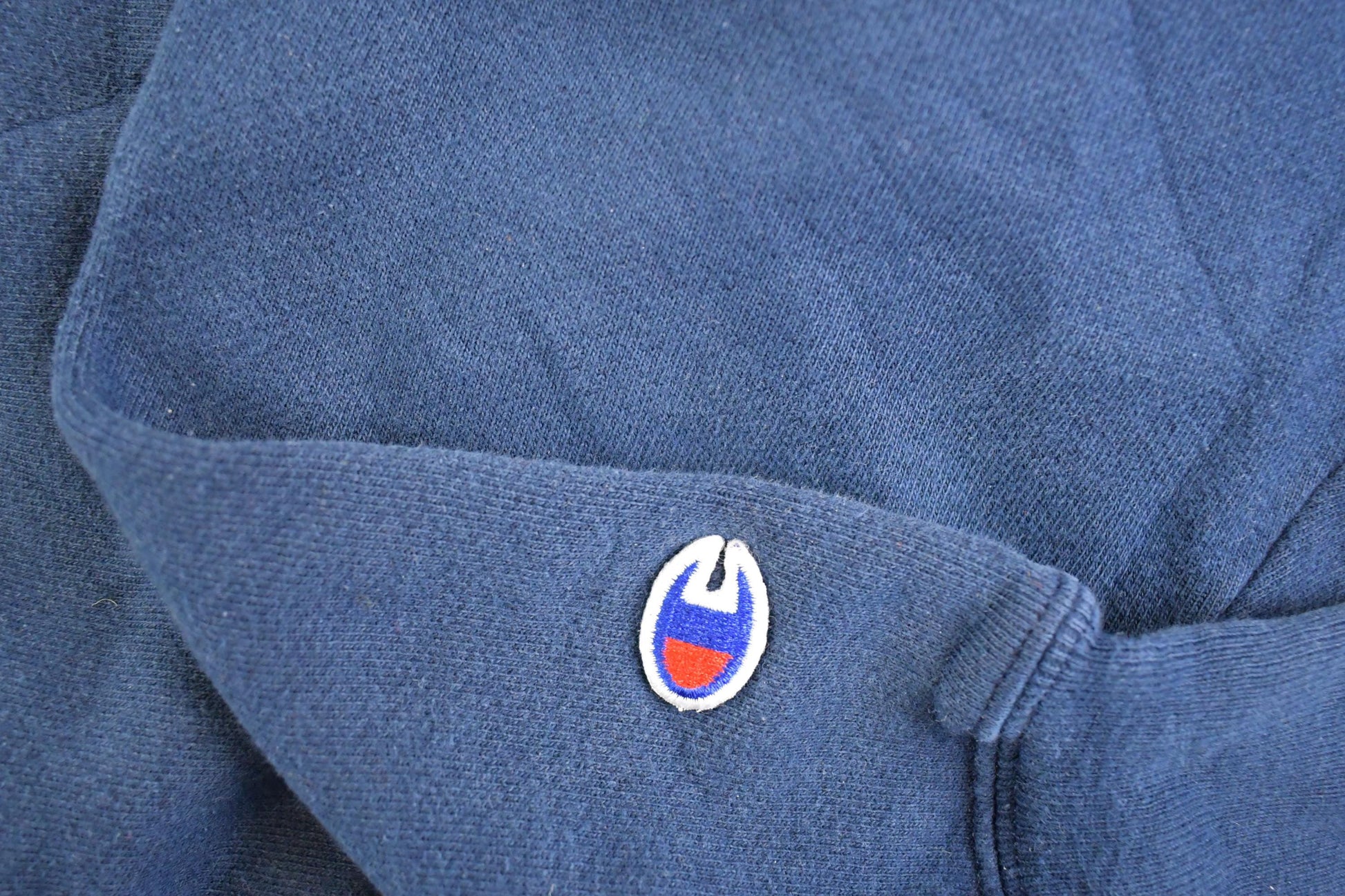 Vintage Y2K Champion Reverse Weave Sweatshirt, Mens XL from propervintagecanada