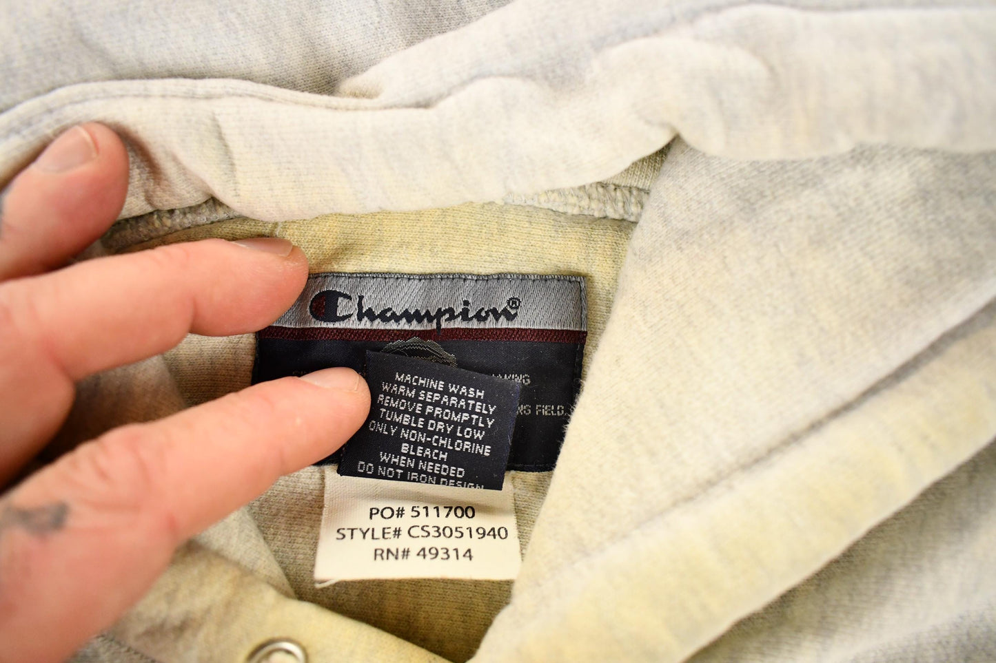 Vintage Y2K Champion Reverse Weave University Of Minnesota Hoodie Sweatshirt Men's XXL from propervintagecanada