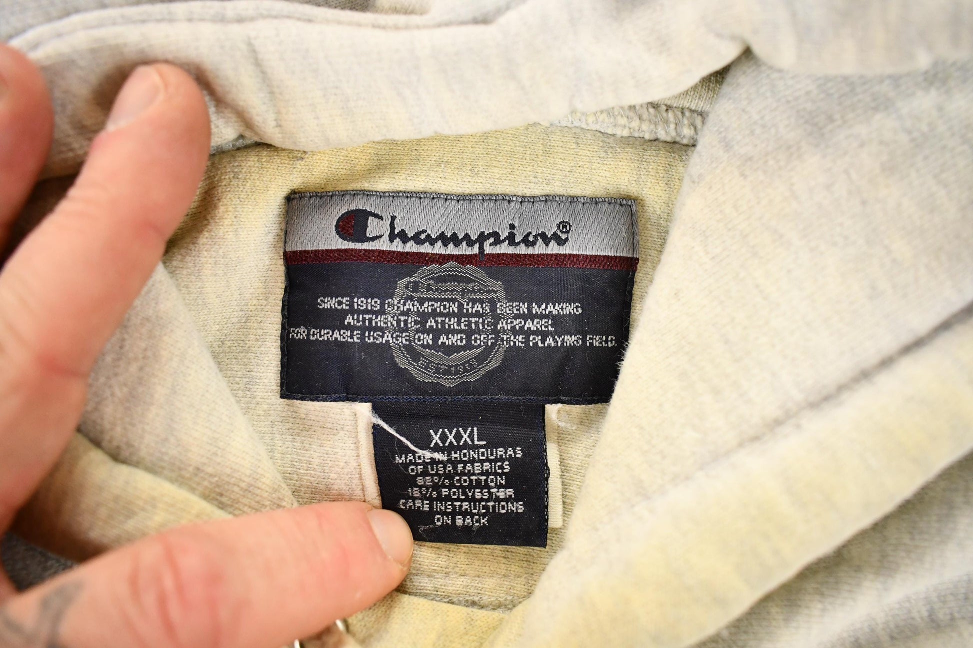 Vintage Y2K Champion Reverse Weave University Of Minnesota Hoodie Sweatshirt Men's XXL from propervintagecanada