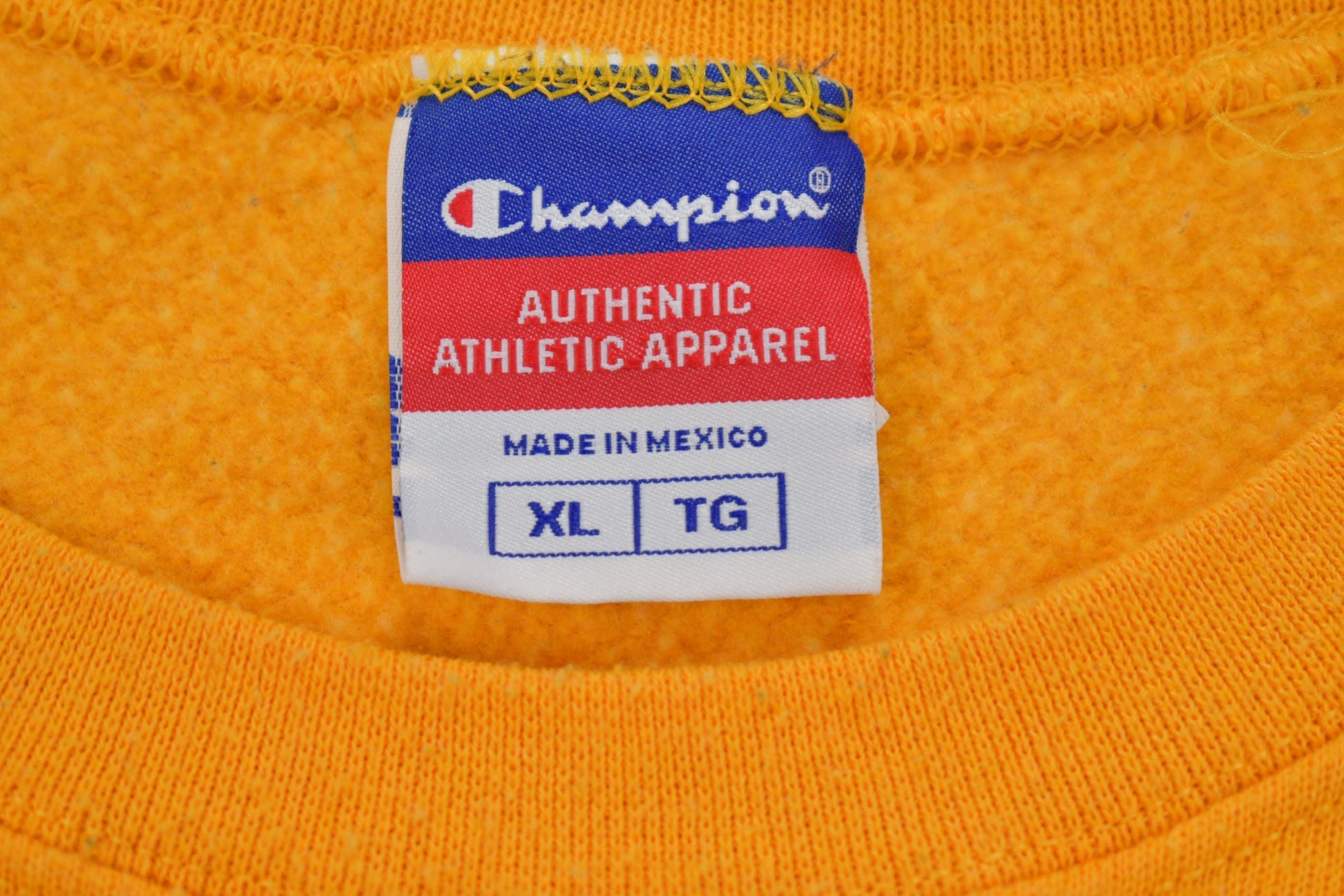 Vintage Y2K Champion Small Logo Embroidered Crewneck Sweatshirt Men's XL from propervintagecanada