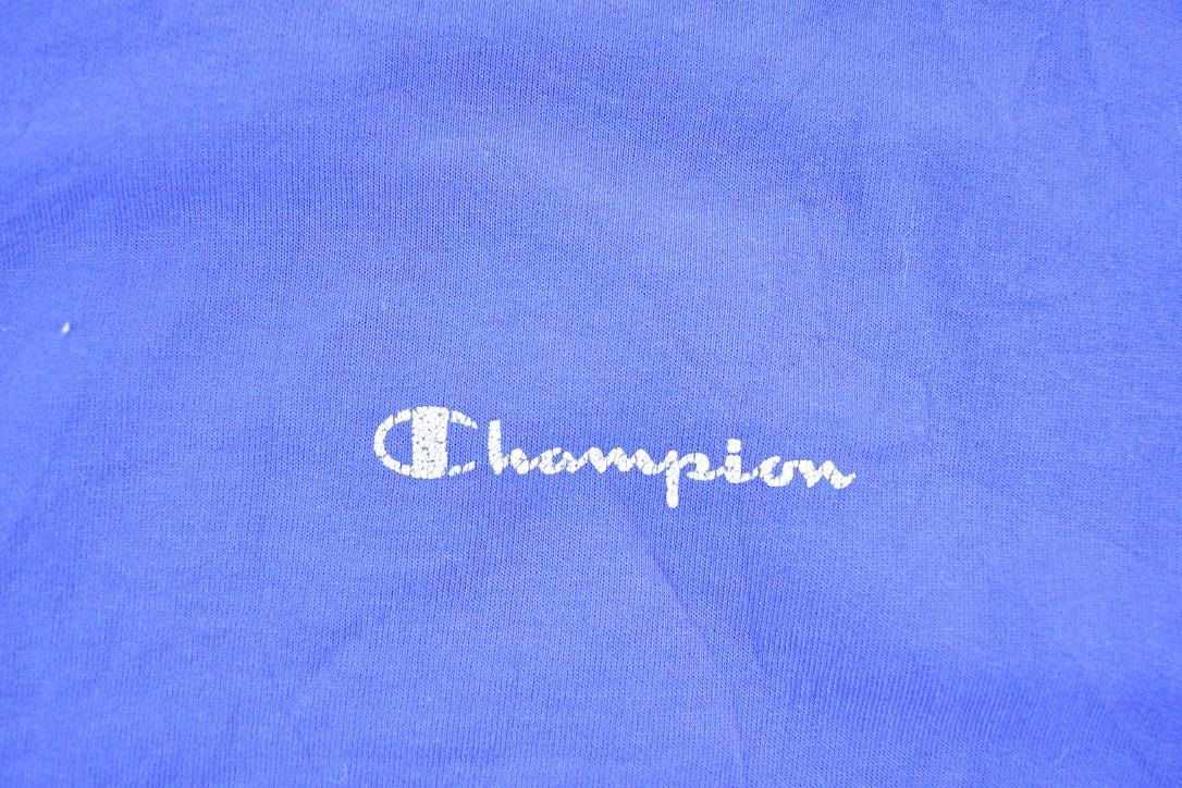 Vintage Y2K Champion Sweatshirt Mens XL from propervintagecanada