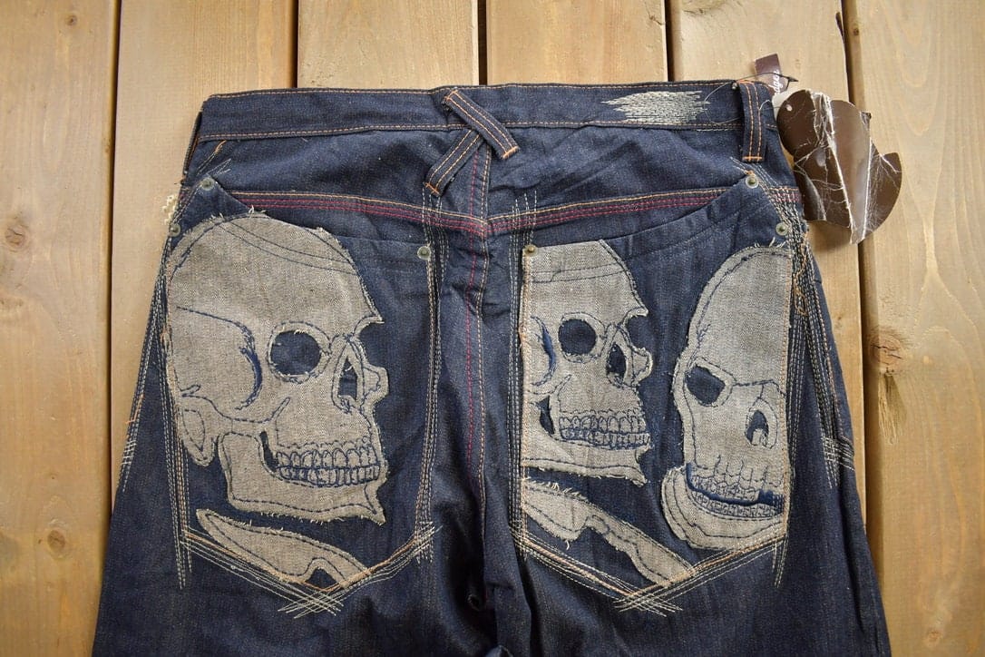 Vintage Y2K Deadstock Artful Dodger Jeans Men's 31 x 32 from propervintagecanada