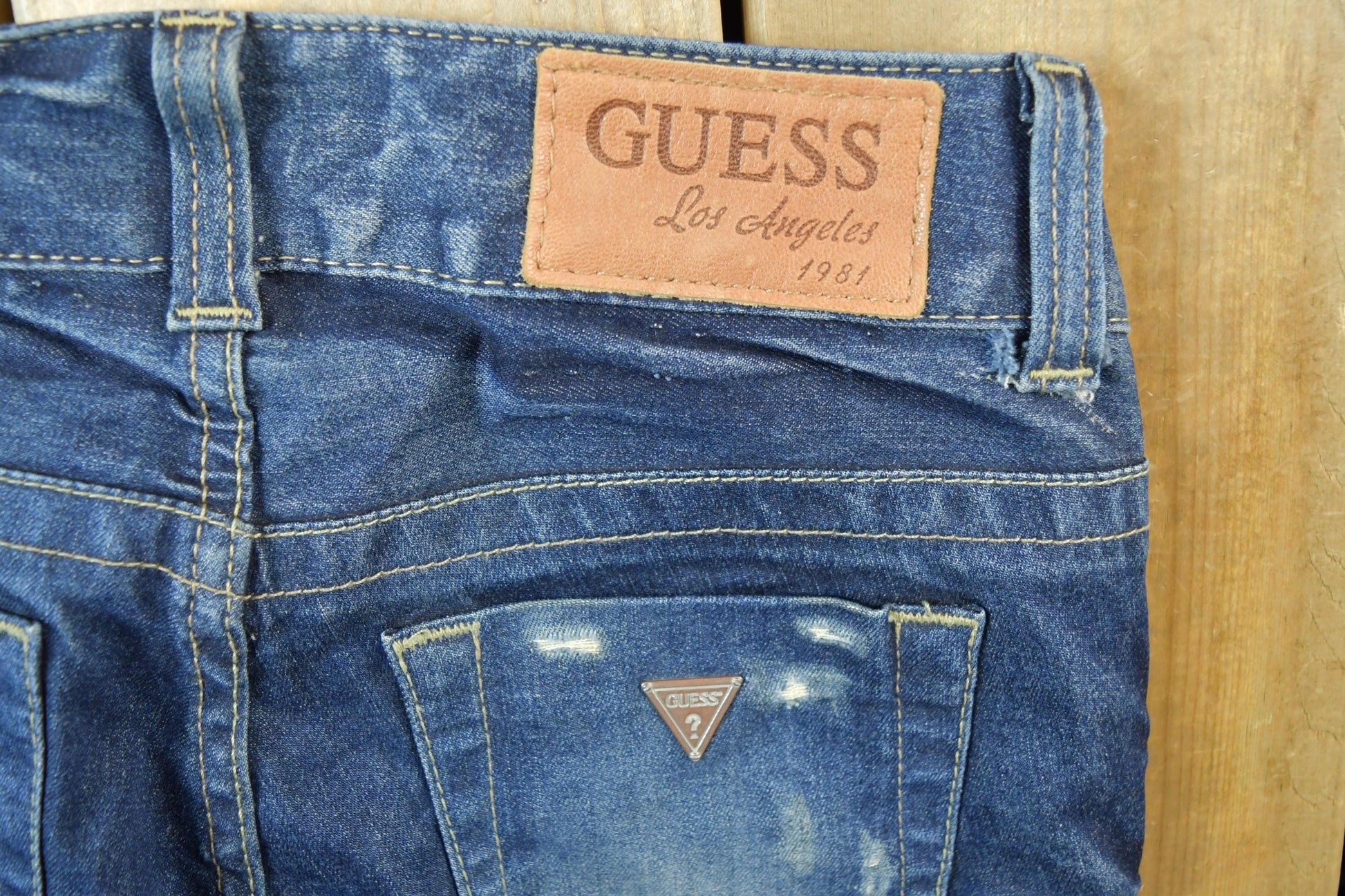 Vintage Y2K Deadstock Guess Low Rise Jeans Women's 26x31 from propervintagecanada