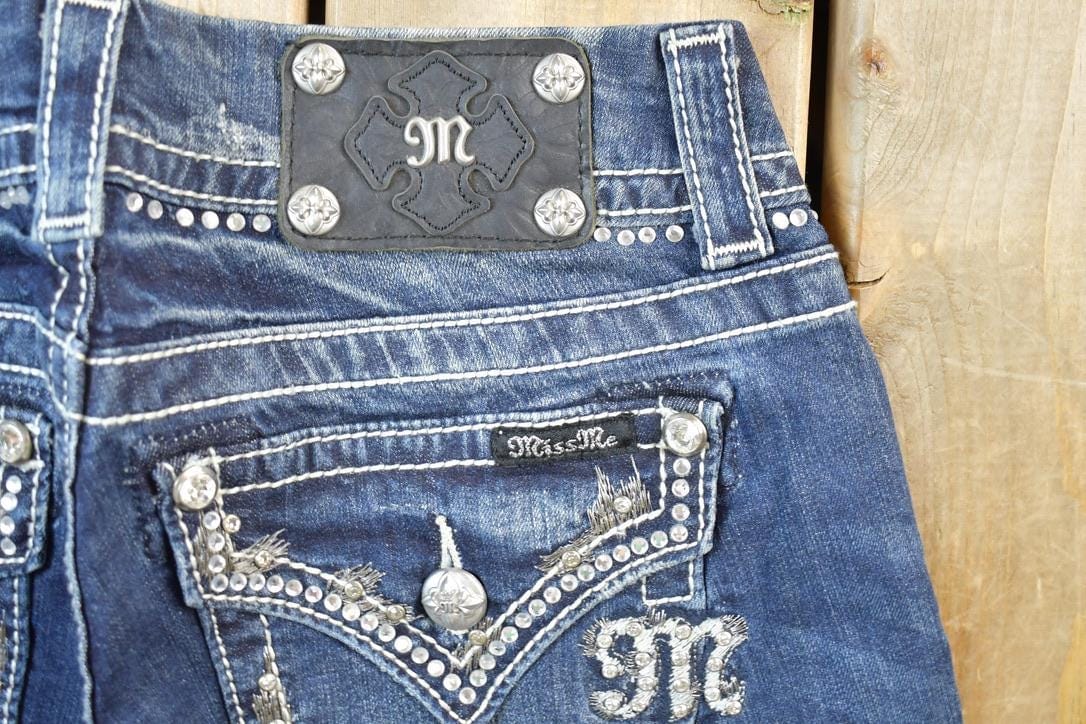 Vintage Y2K Deadstock Miss Me Bedazzled Low Rise Jeans Size 26x31 / Boot Cut Jeans / Y2K Style / Embroidered Jeans / 2000s / Contrast from propervintagecanada