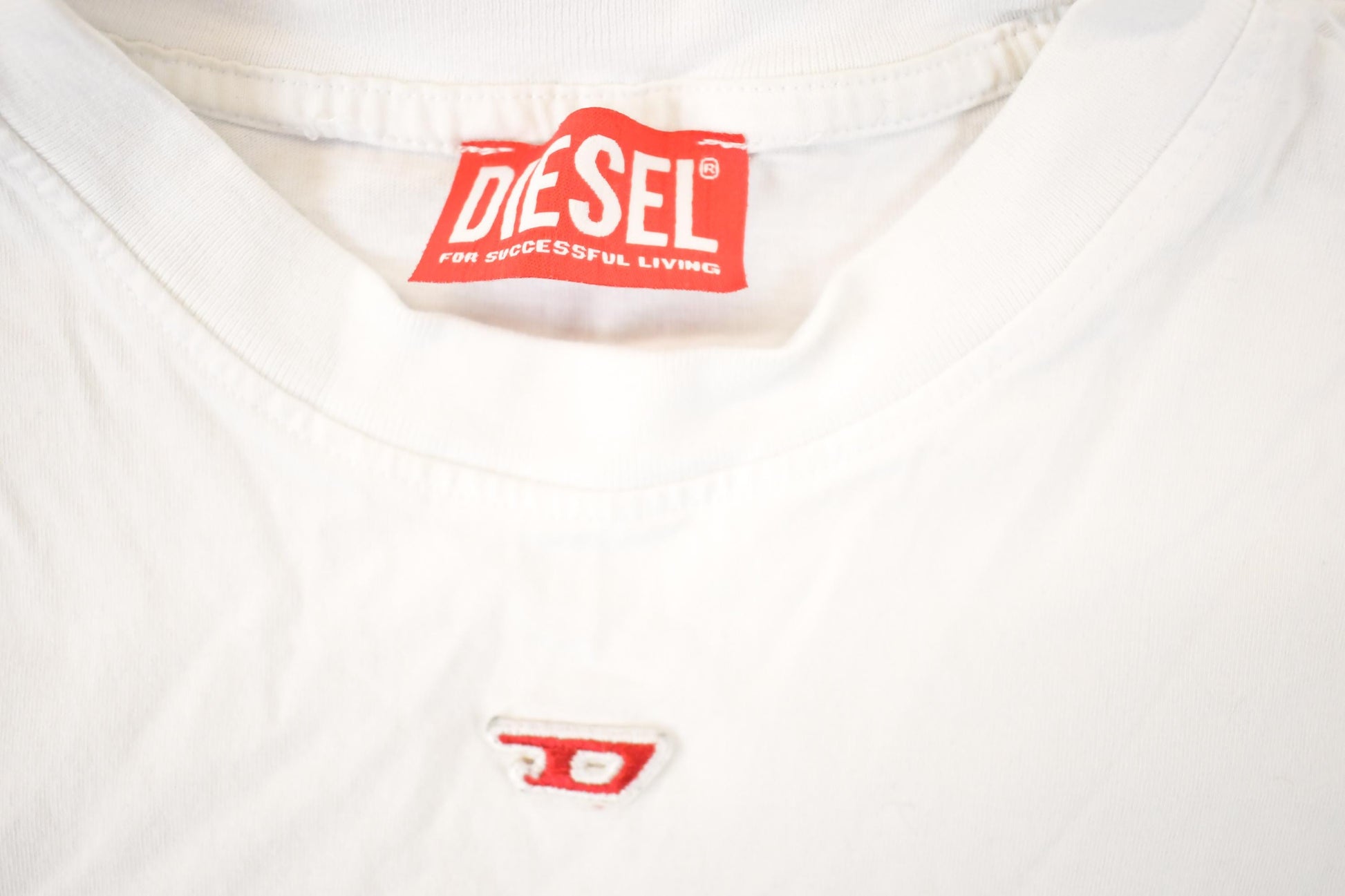 Vintage Y2K Diesel Souvenir Travel T-Shirt Men's M from propervintagecanada