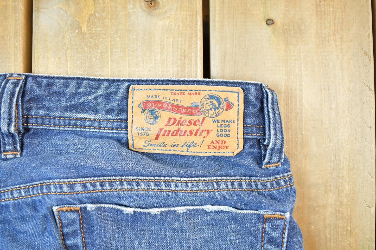 Vintage Y2K Diesel Viker Denim Jeans Men's 34 x 34 Made In USA from propervintagecanada