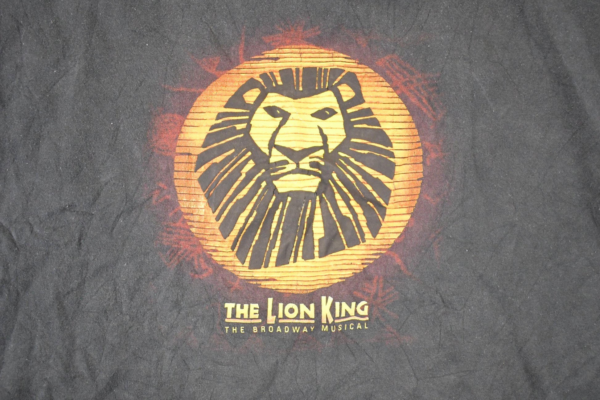 Vintage Y2K Disney The Lion King Broadway Tour Souvenir Travel T-Shirt Men's XL from propervintagecanada