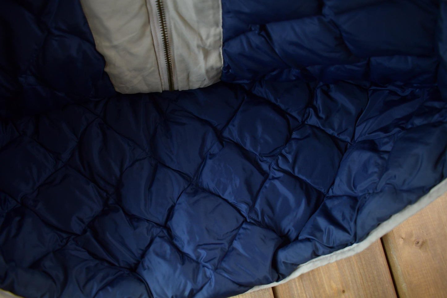 Vintage Y2K Eddier Bauer Goose Down Quilt Lined Jacket Large from propervintagecanada