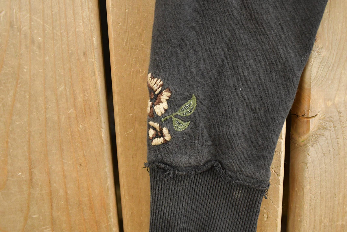 Vintage Y2K Element Embroidered Full Zip Sweatshirt Women's S Cropped from propervintagecanada