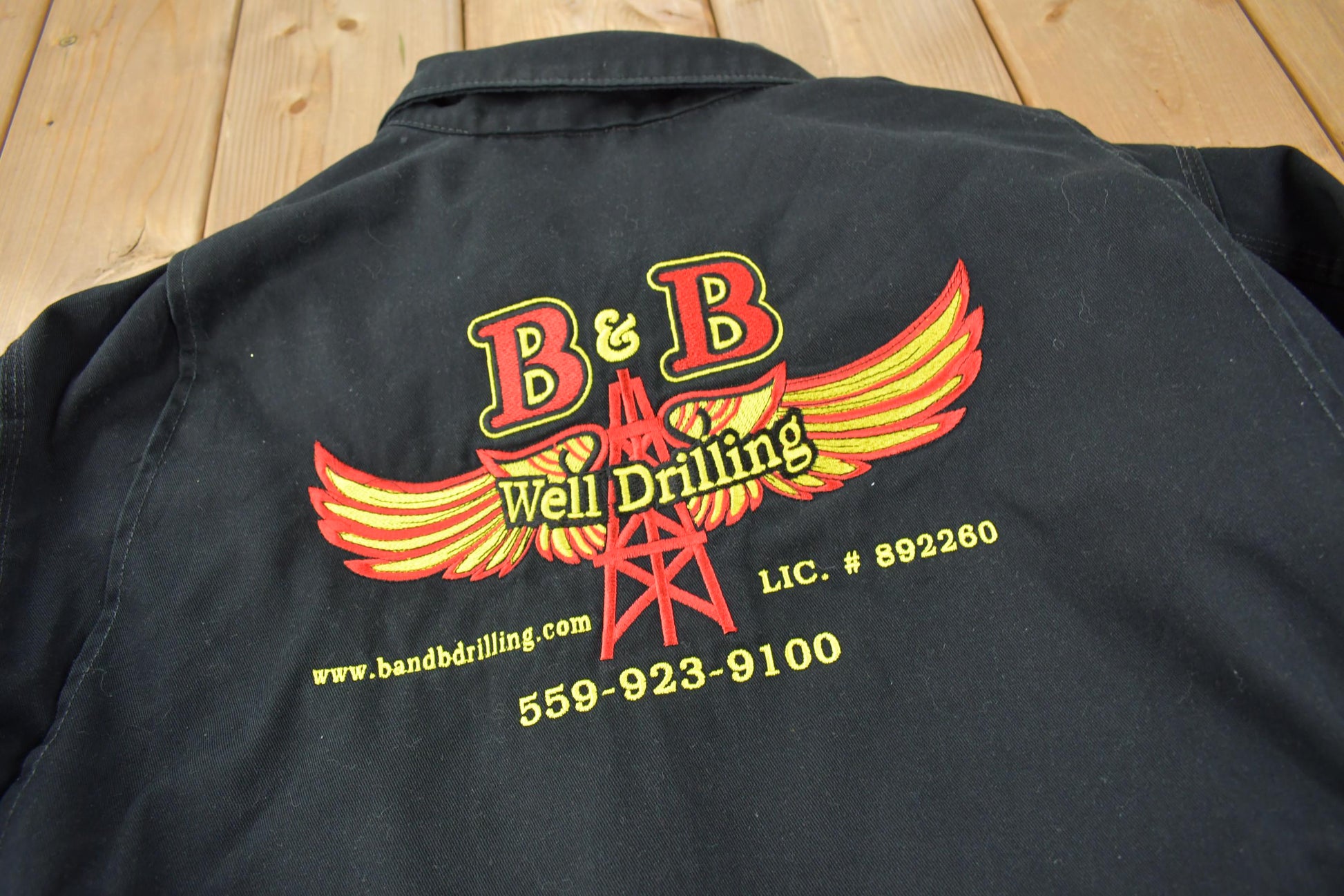 Vintage Y2K Embroidered Carhartt Detroit Jacket Size L Oil Drilling Company from propervintagecanada
